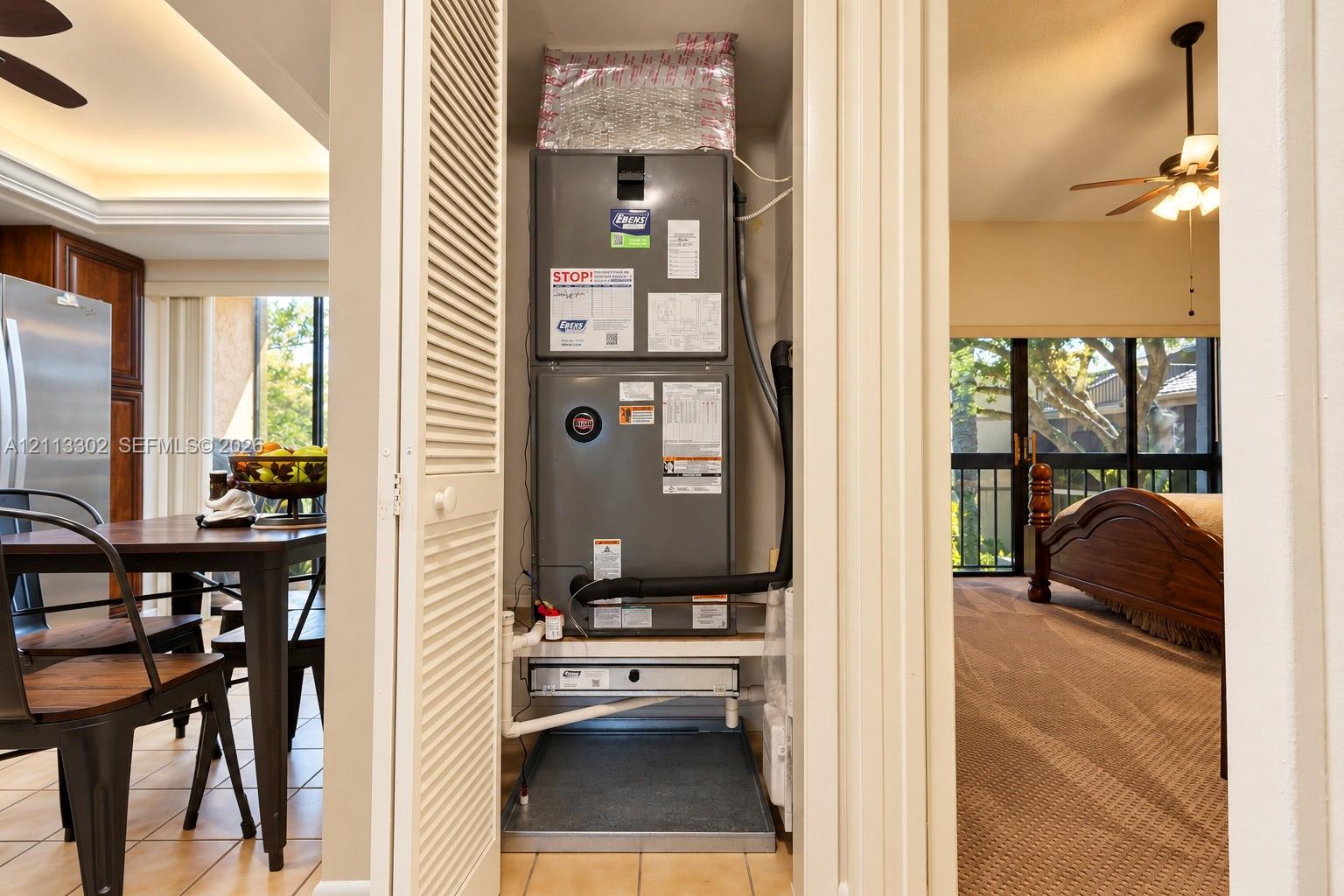 Mechanical closet housing a high-efficiency HVAC system