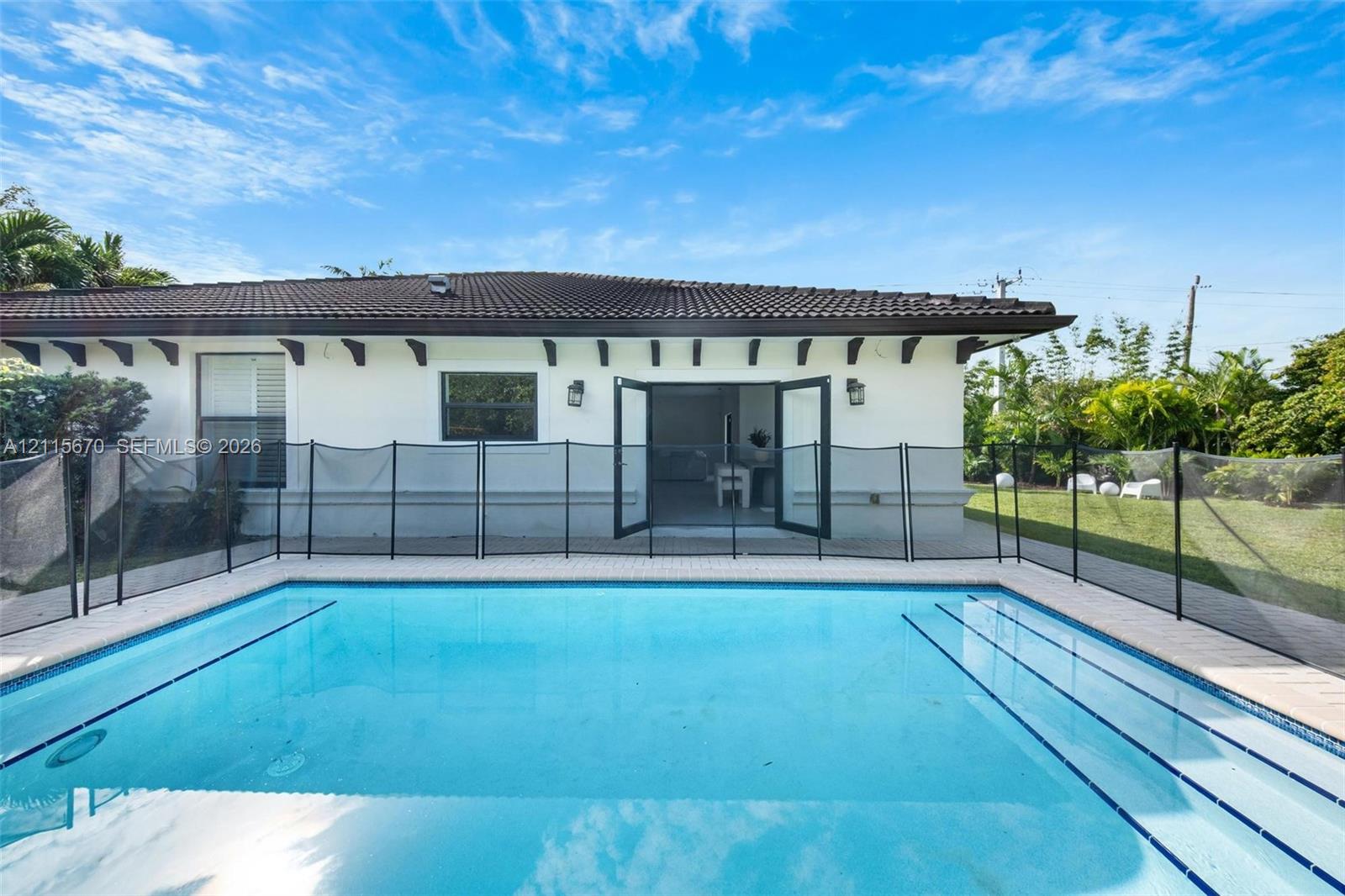 Photo 53