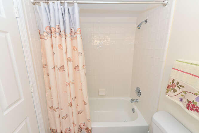 4105 Fairway Dr N Jupiter FL-small-030-0