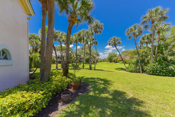 4105 Fairway Dr N Jupiter FL-small-004-0 4105 Fairway Dr N Jupiter FL-small-004-0