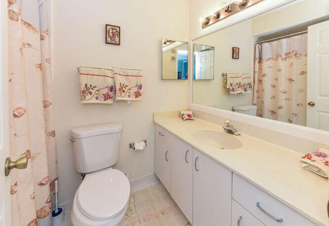 4105 Fairway Dr N Jupiter FL-small-029-0