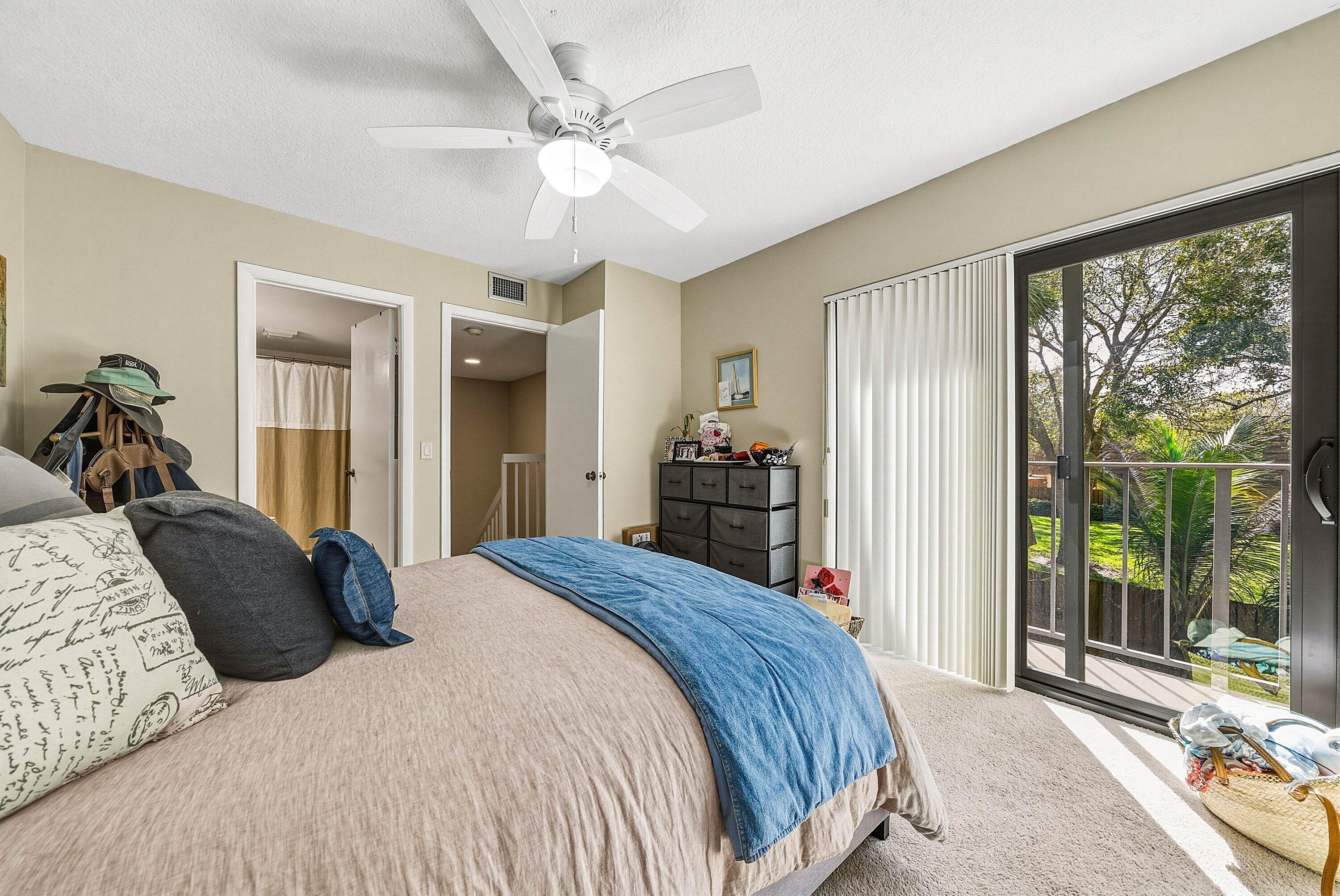 022-271527thCourt-Jupiter-FL-33477-SMALL