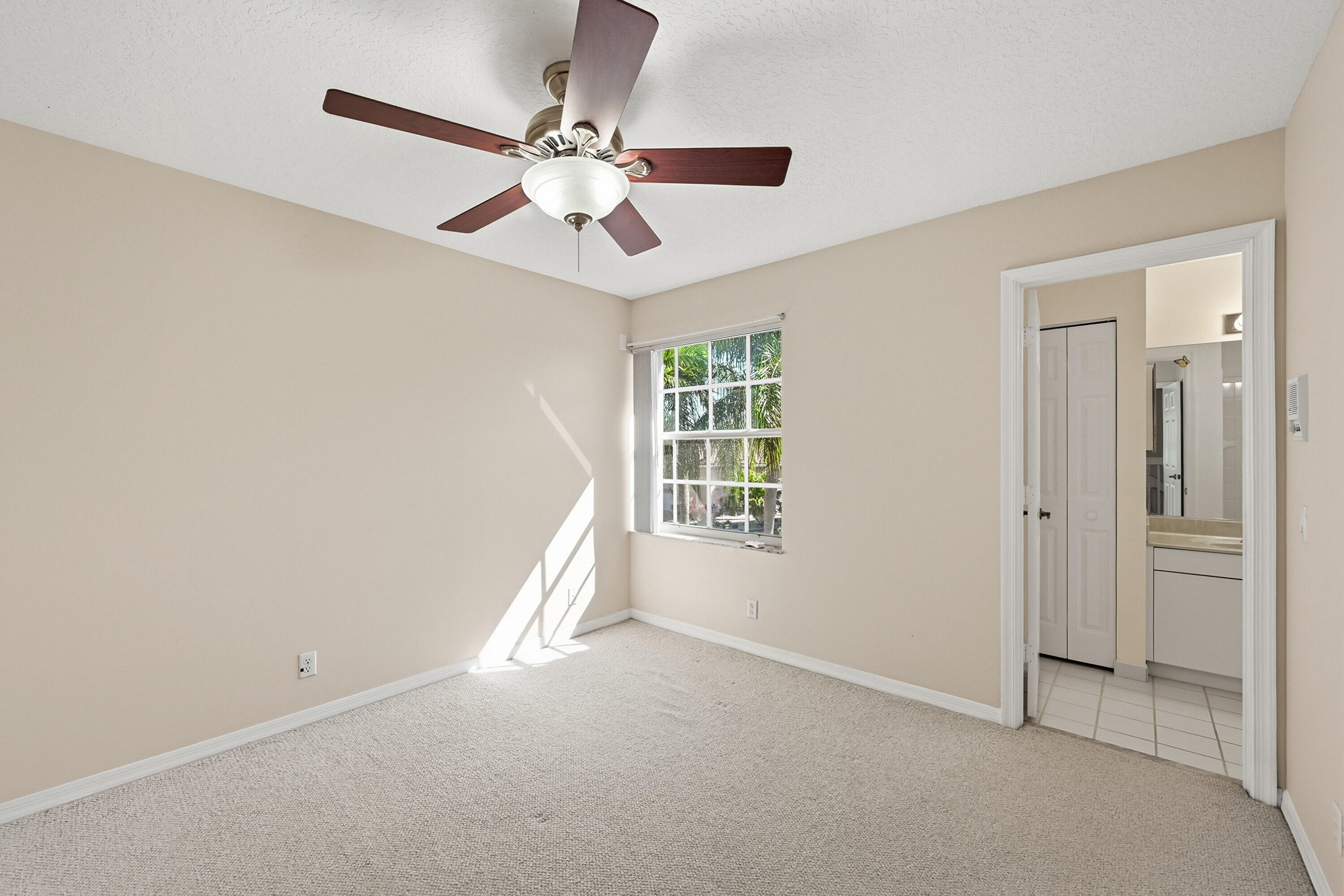 Bedroom #4 Jack & Jill