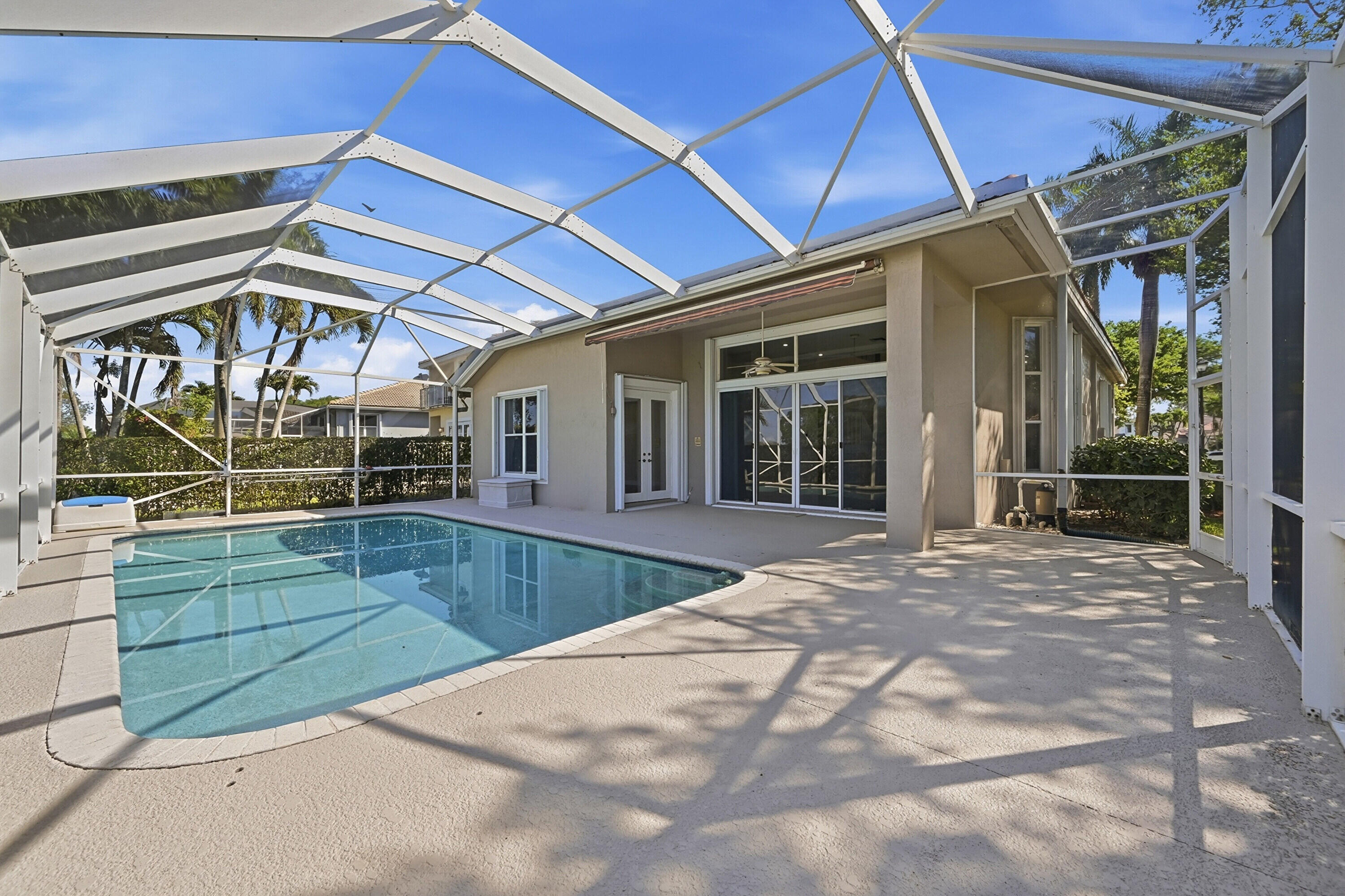Covered Lanai --VERY PRIVATE POOL- WITH GOLF & SUNSET VIEWS