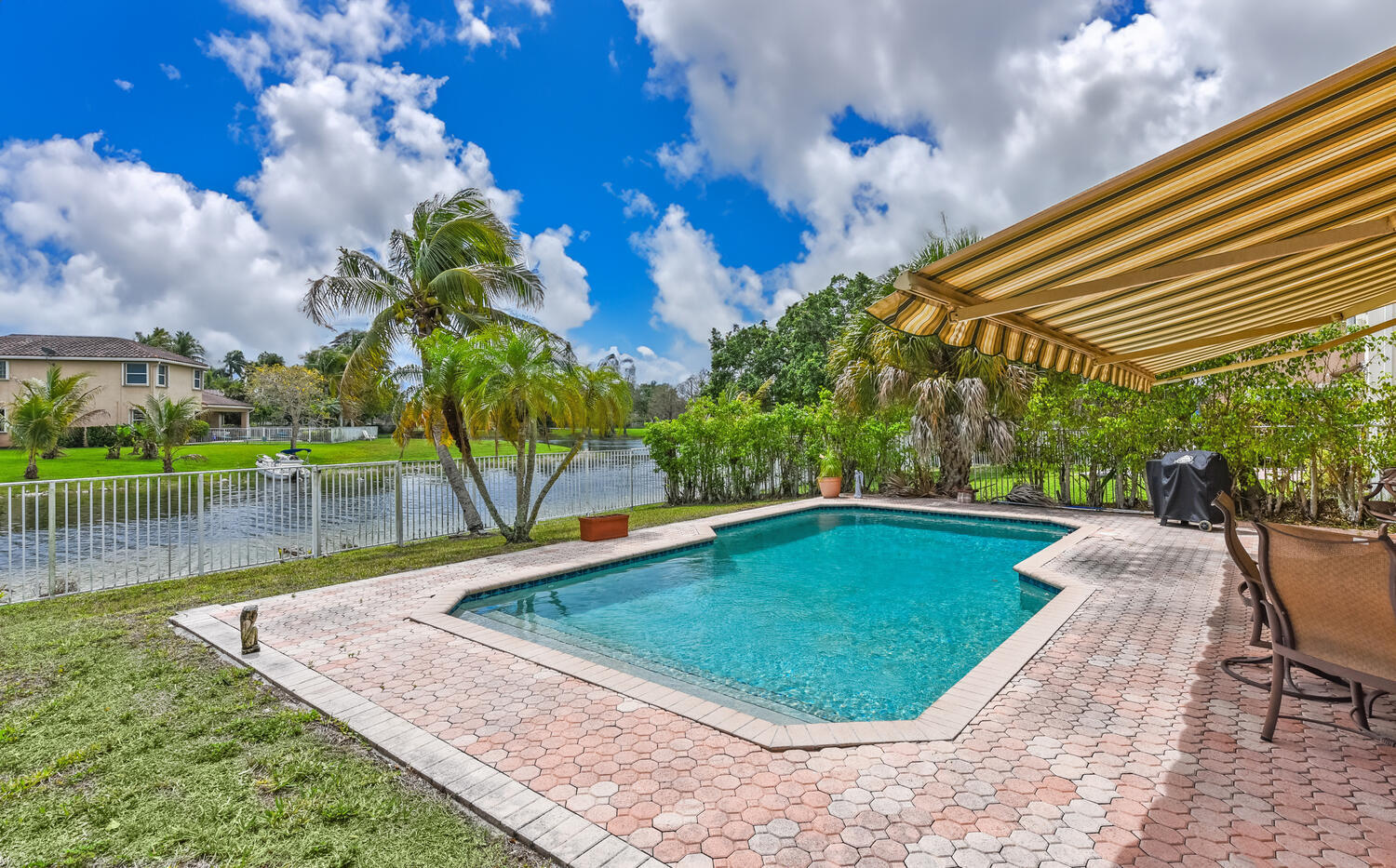 5049 NW 121st Dr Coral Springs-large-042