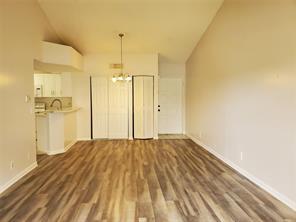 8871 #207 LIVING AREA2