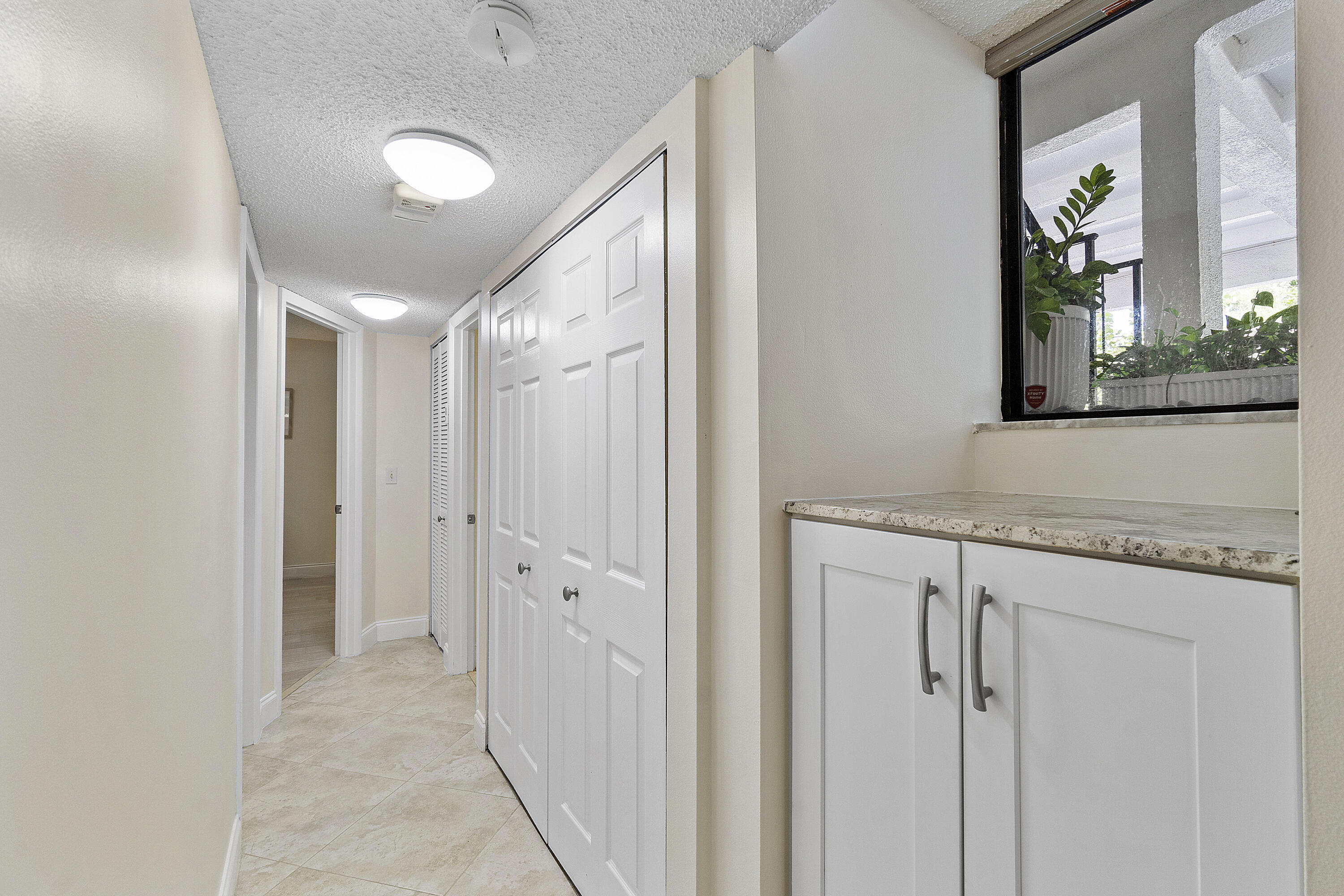250 S Ocean Blvd U274_014