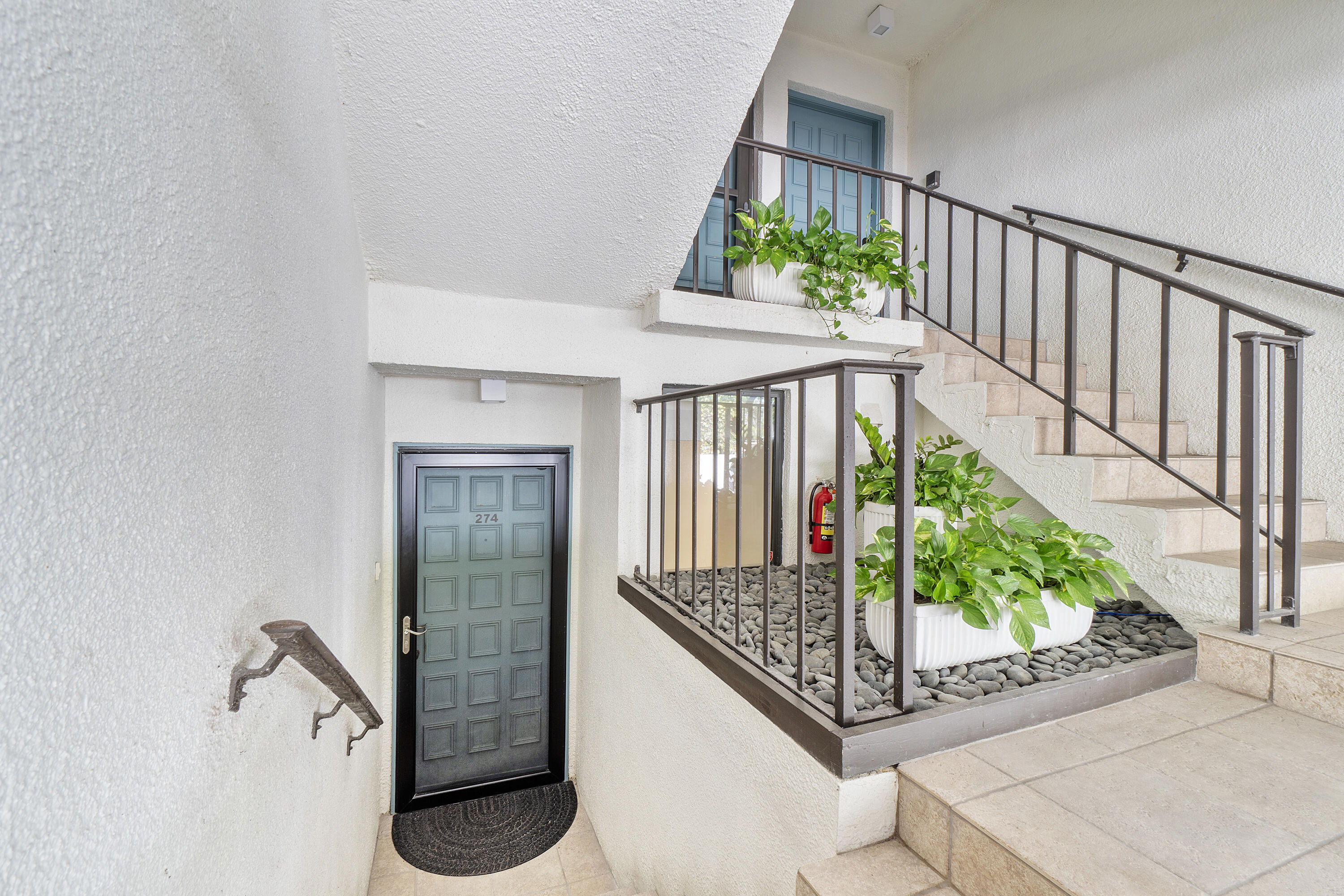 250 S Ocean Blvd U274_030