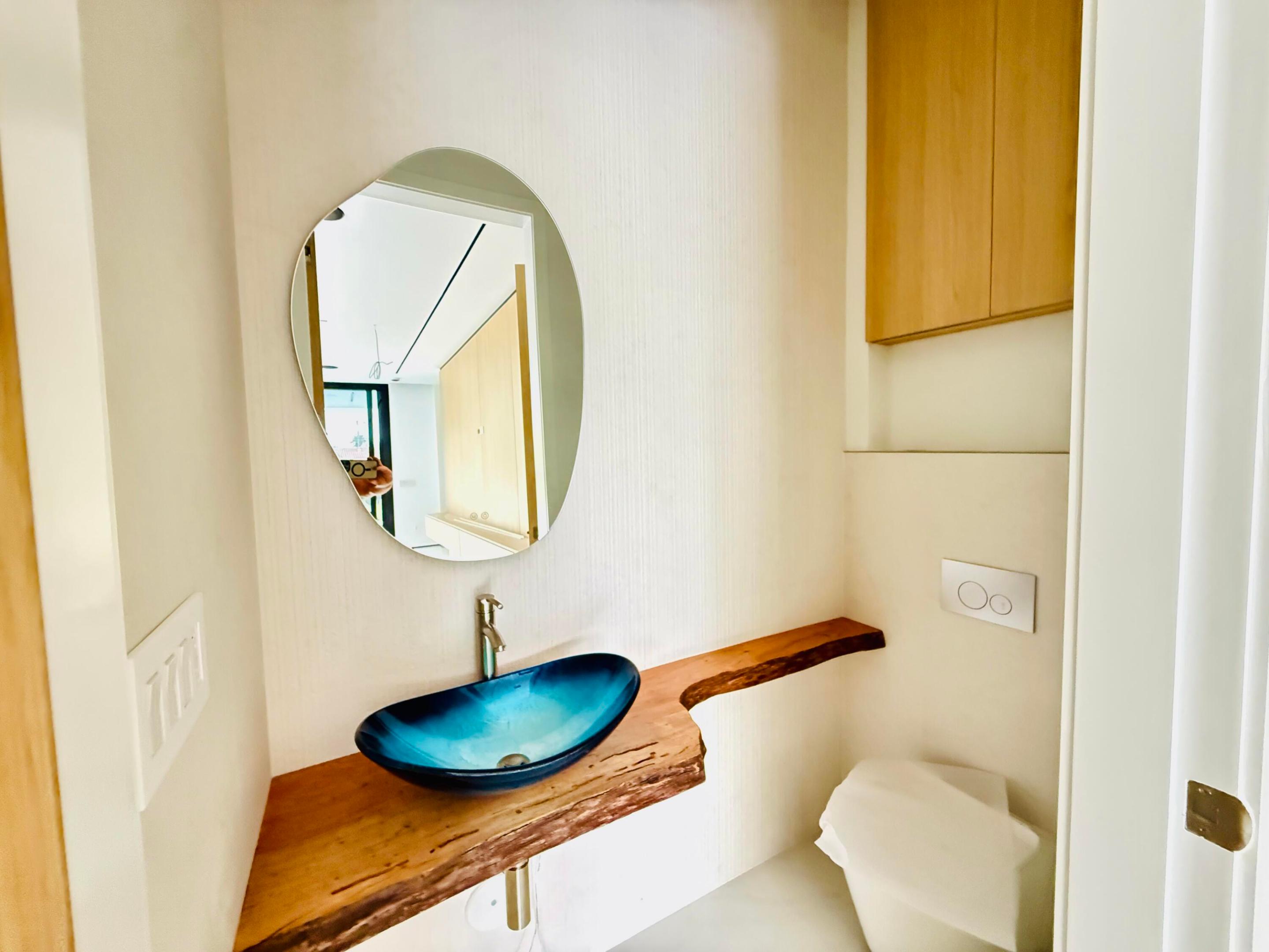 guest bath 1