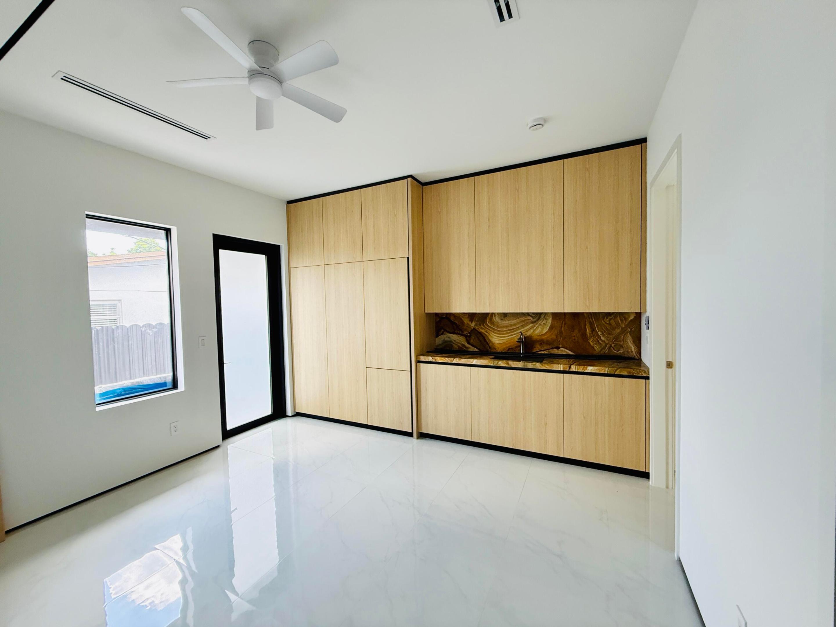 2nd bedroom 2