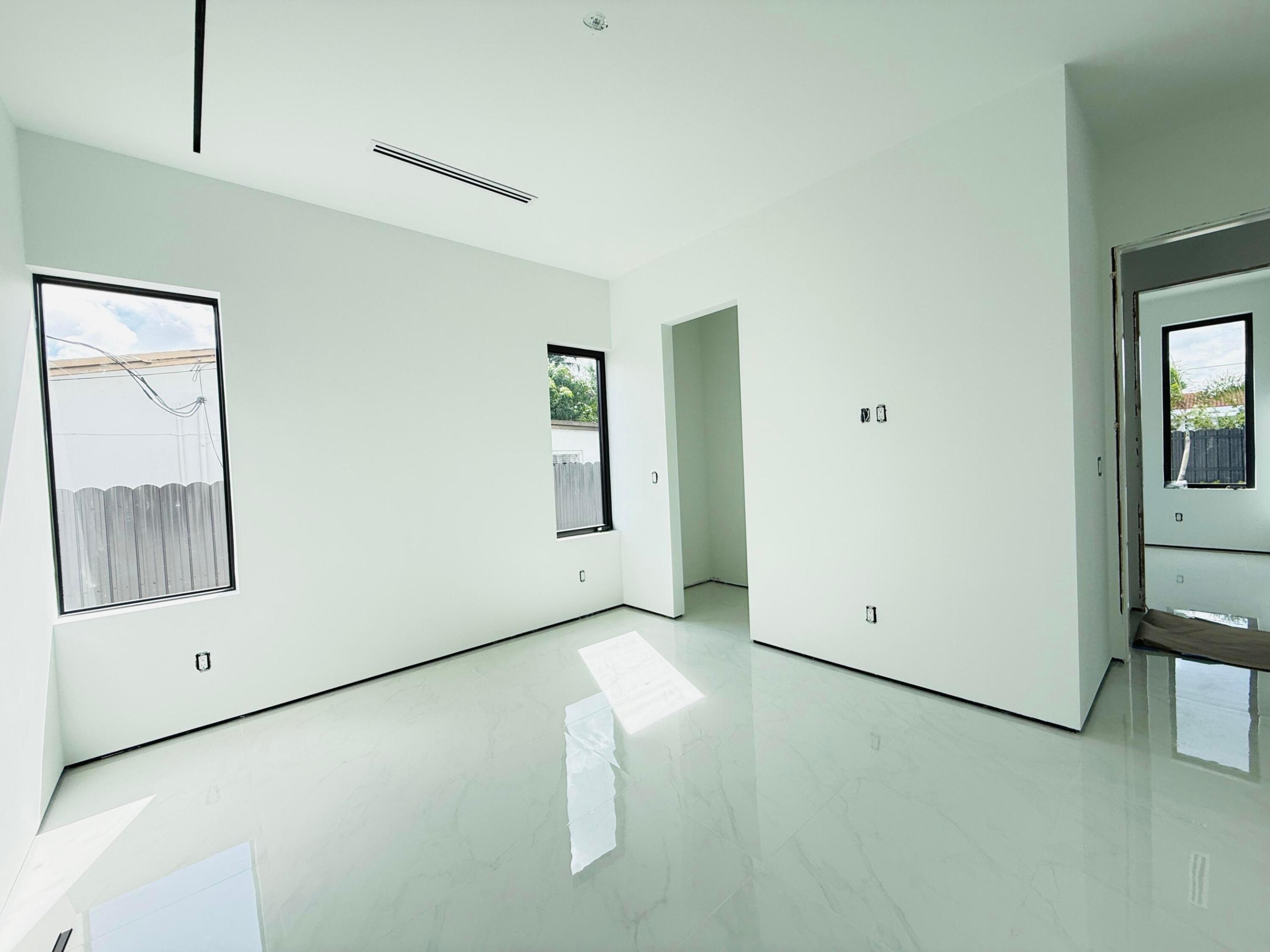 4 bedroom