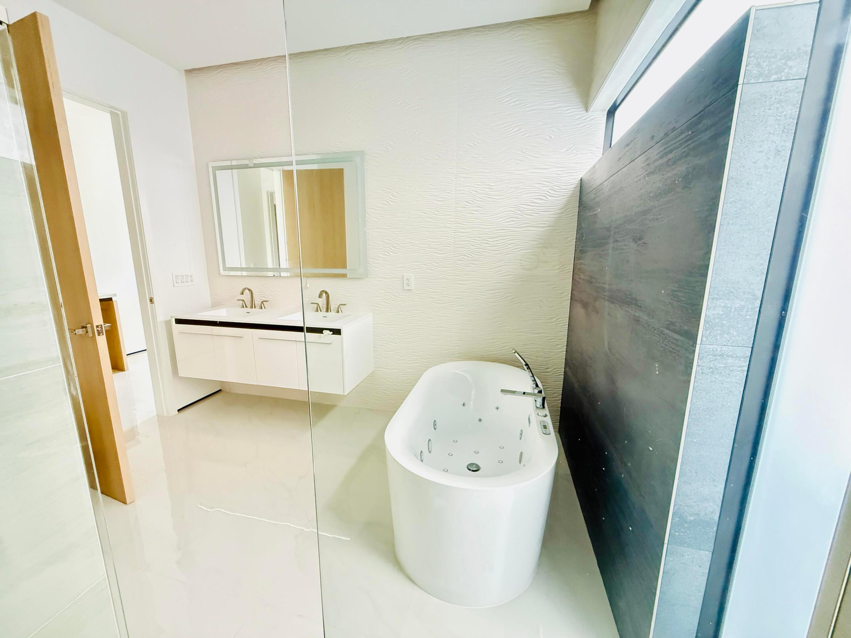 master bath 4