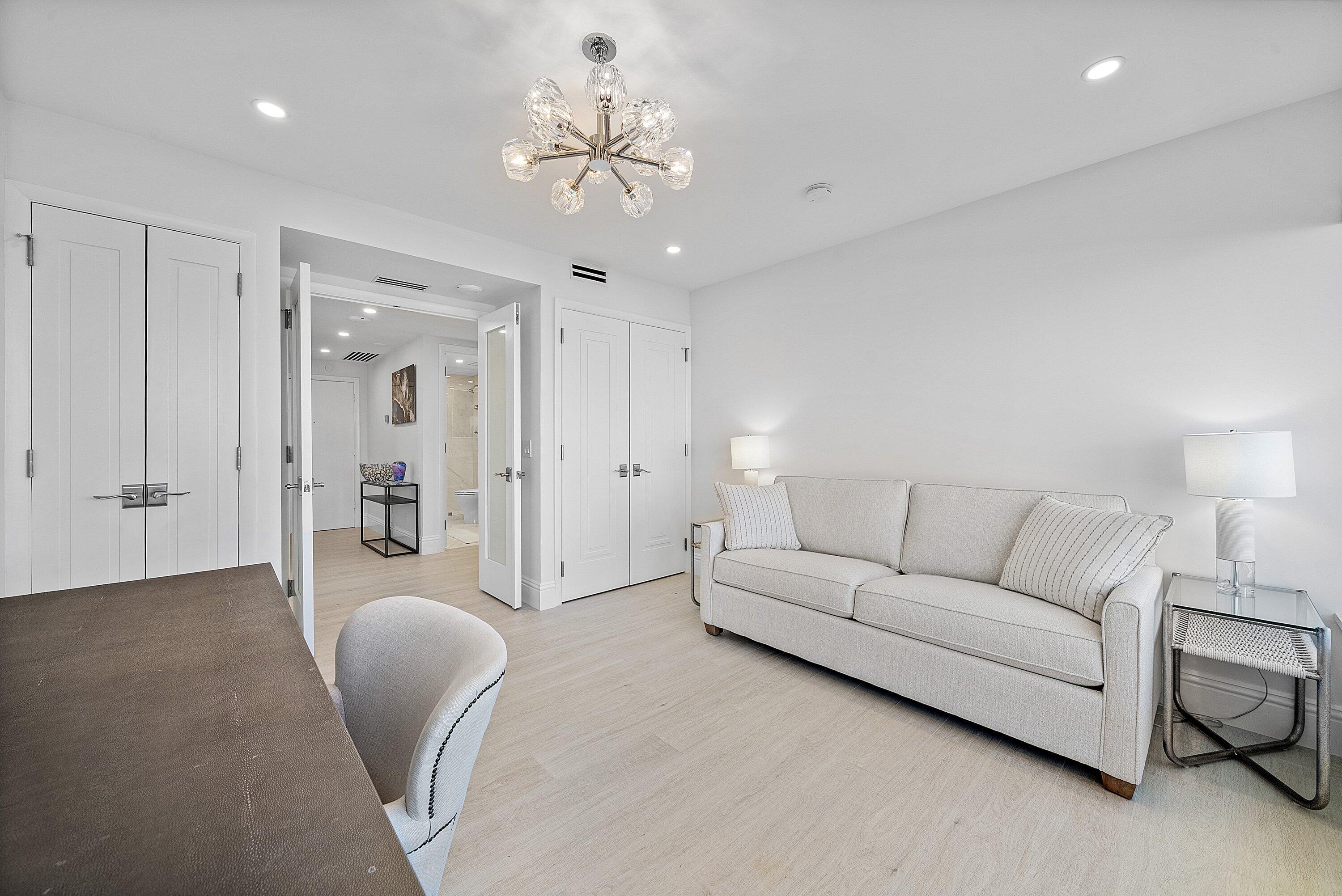 039-701EastCaminoReal-10J-BocaRaton-FL-3