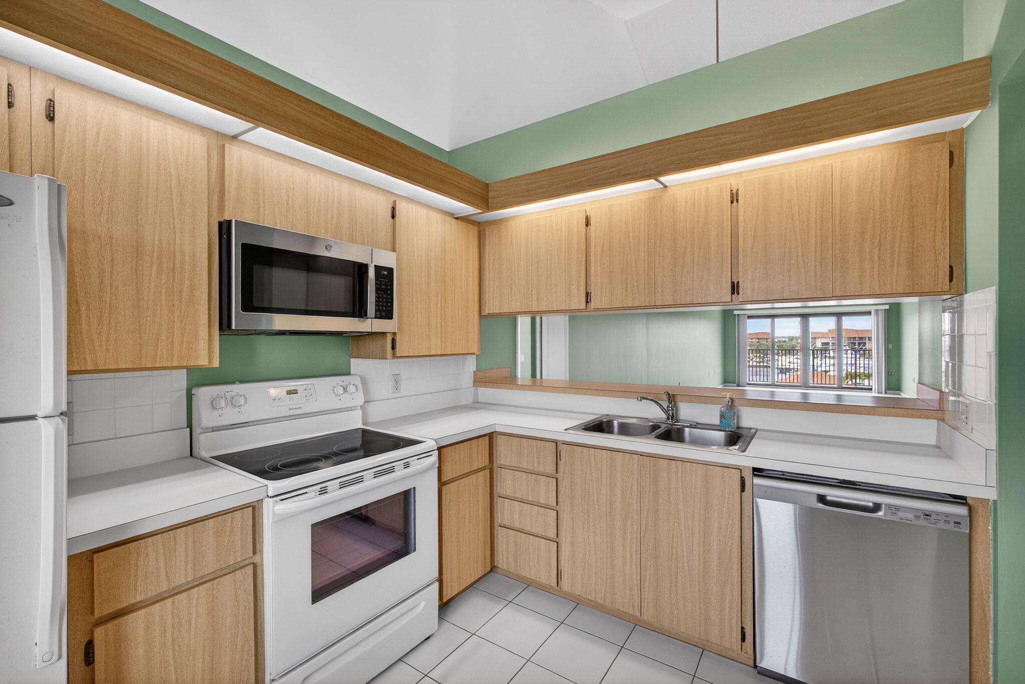 kitchen kitchen