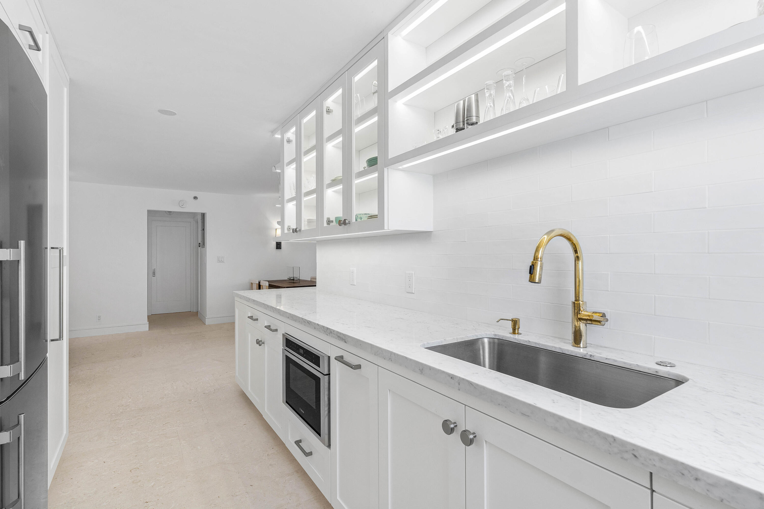 006-3301SouthOceanBoulevard-HighlandBeac
