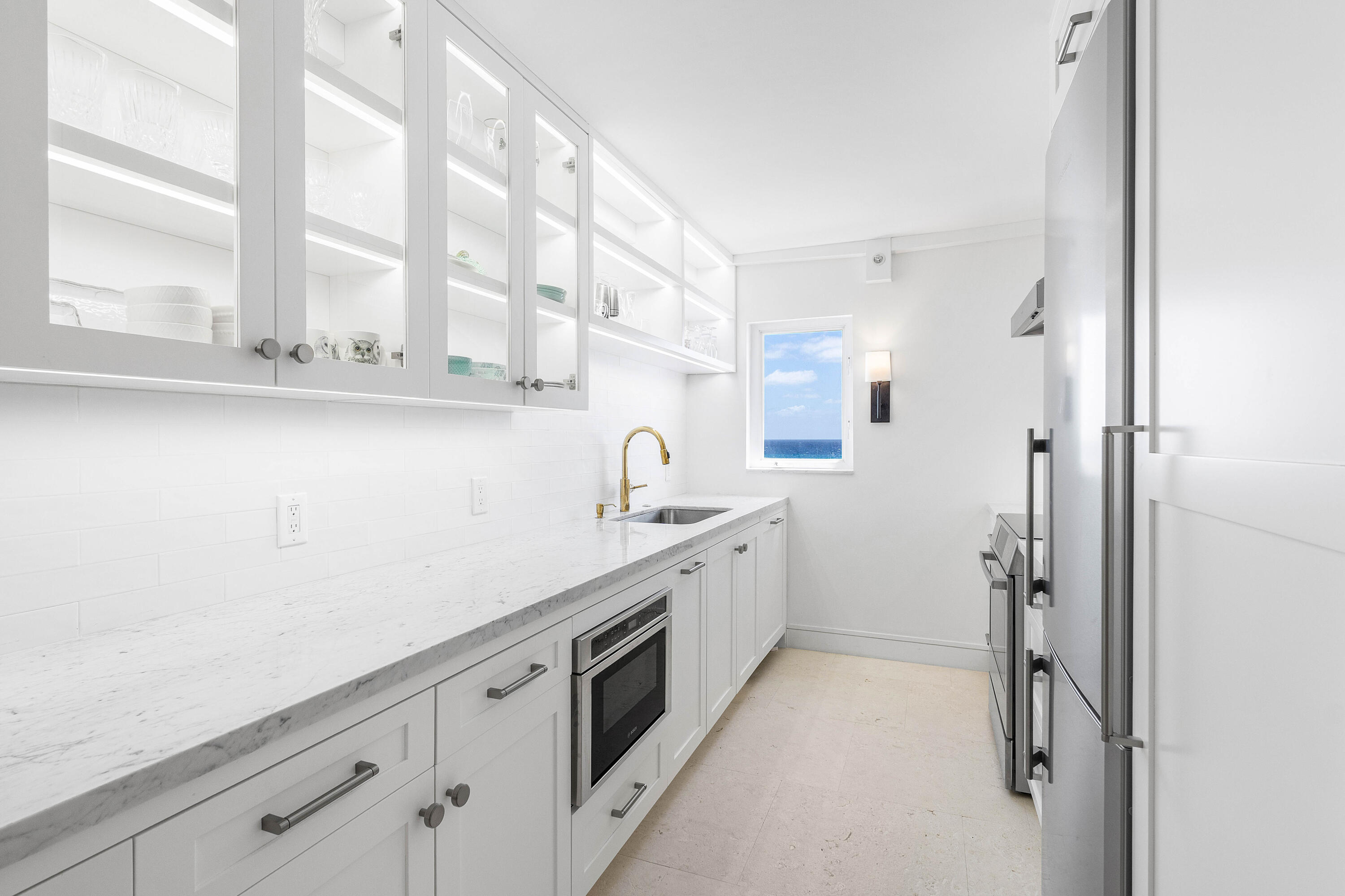 003-3301SouthOceanBoulevard-HighlandBeac