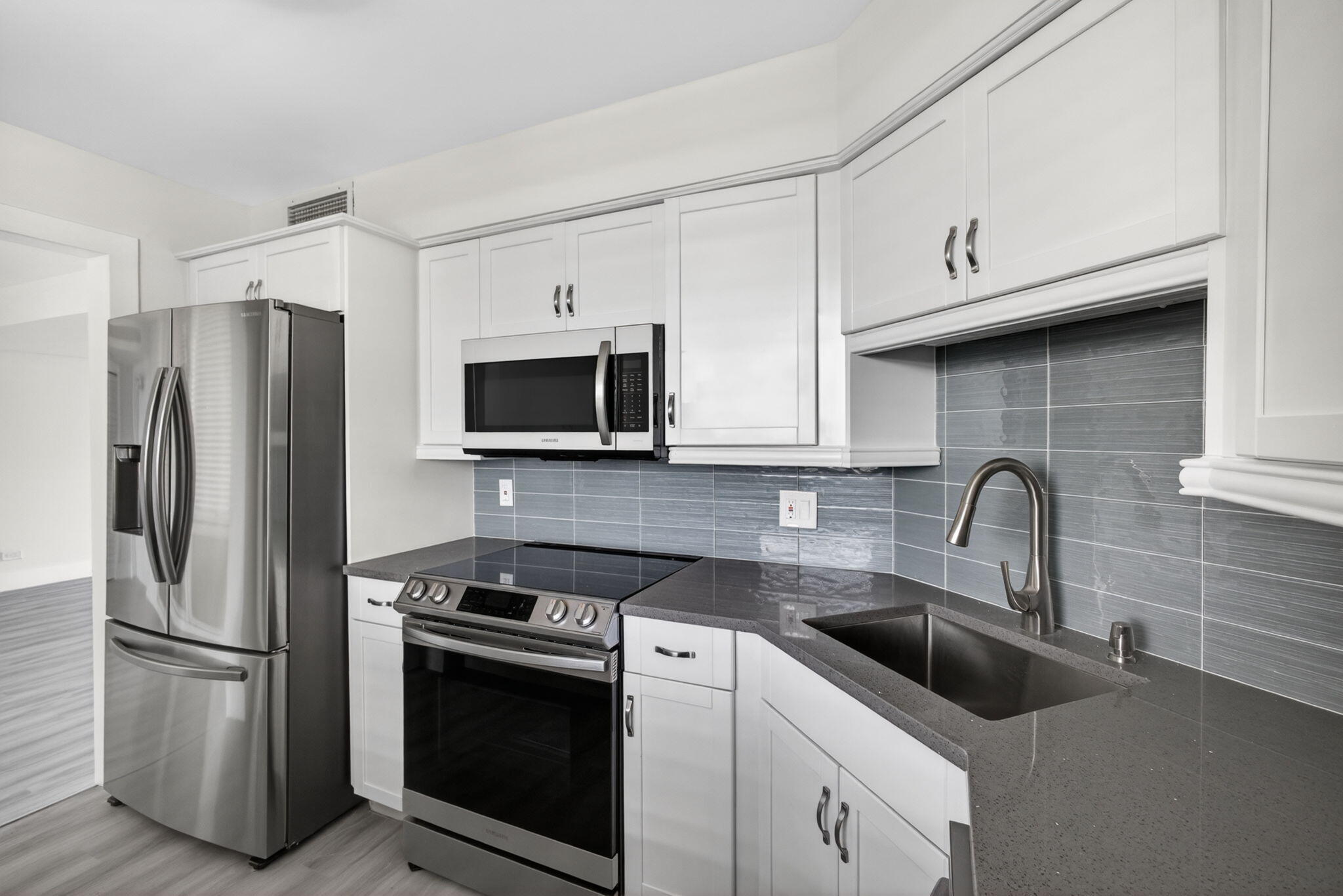 11-web-or-mls-5D1A1108