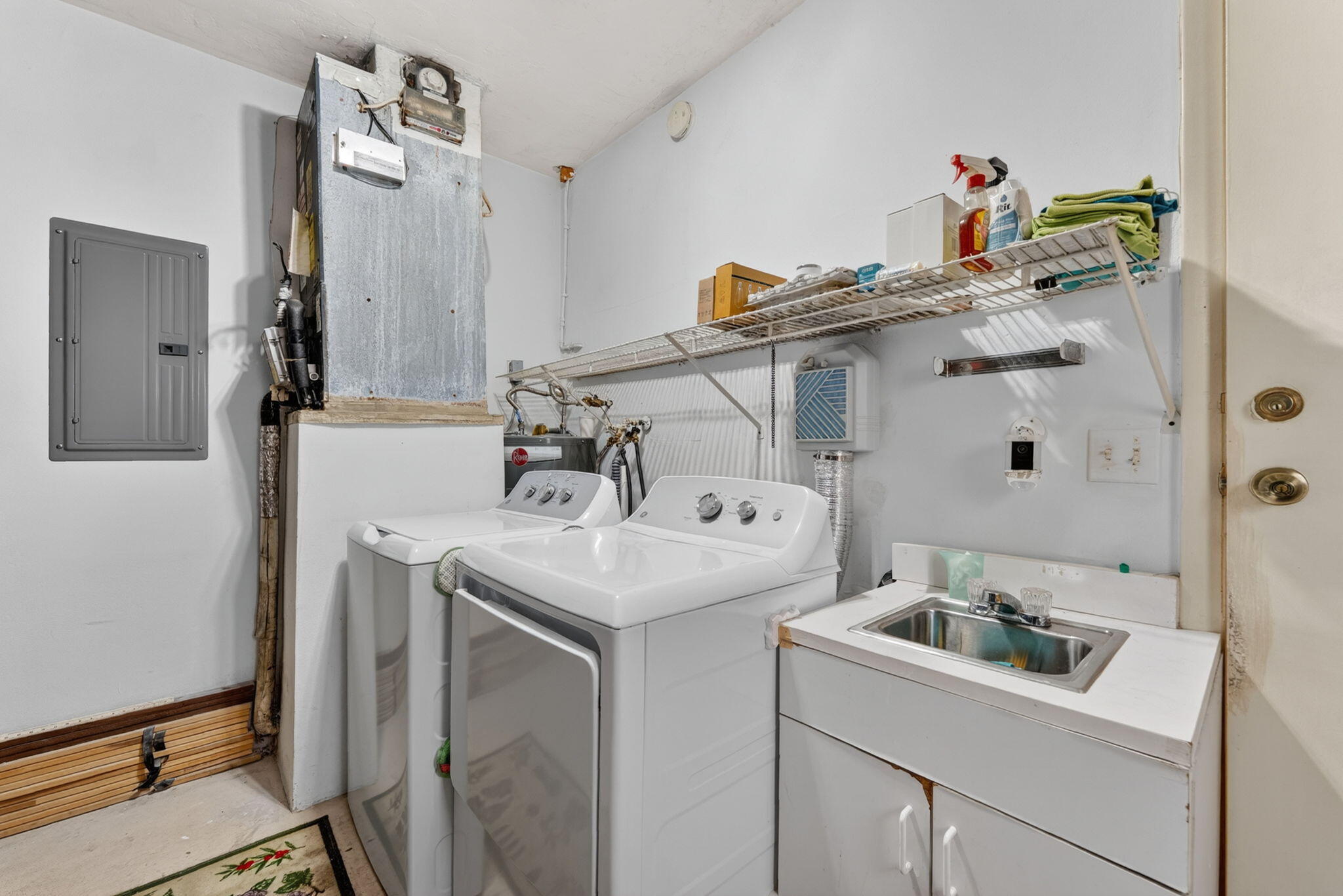 Laundry located in the garage
