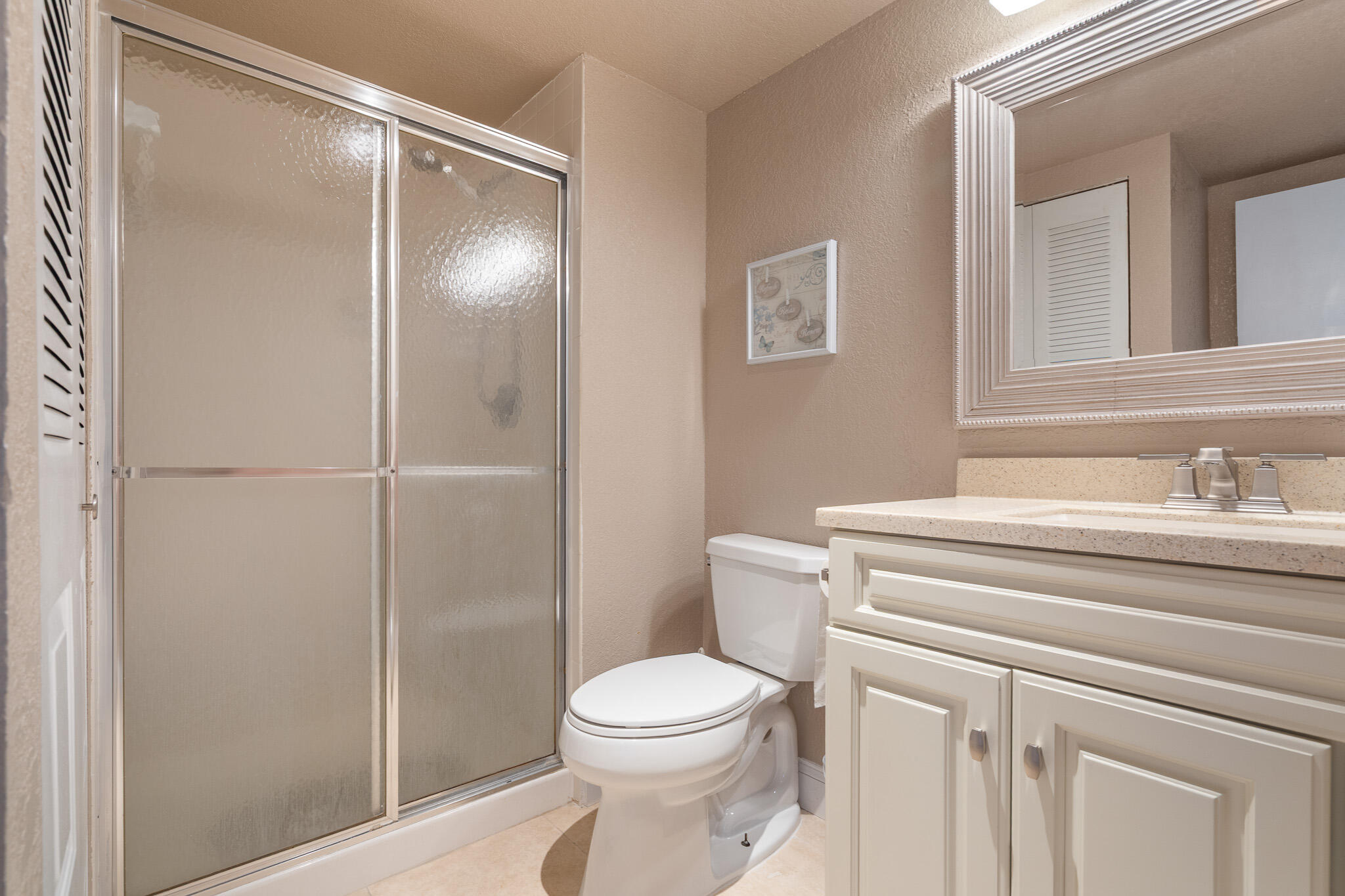 2nd bathroom