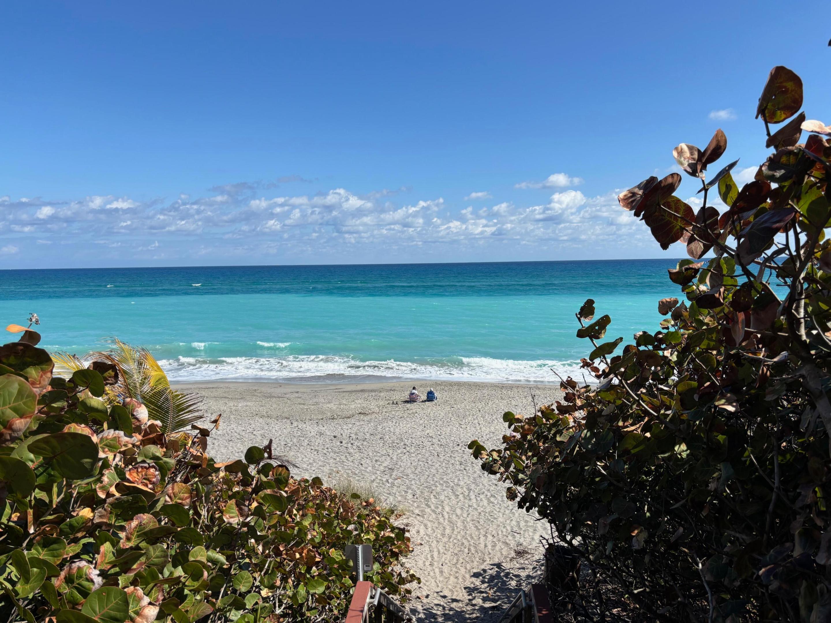 Beautiful Jupiter beach