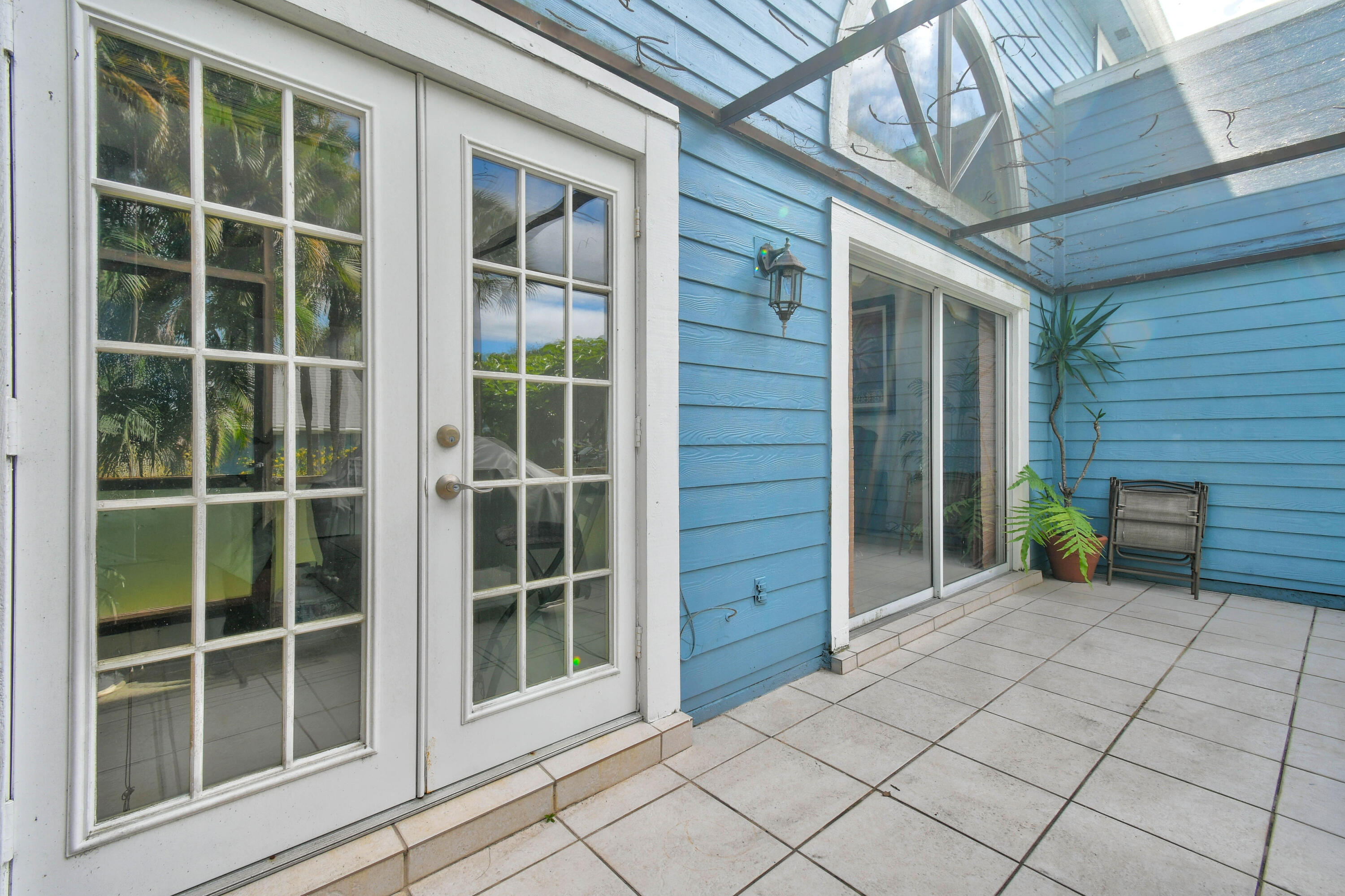 screened patio