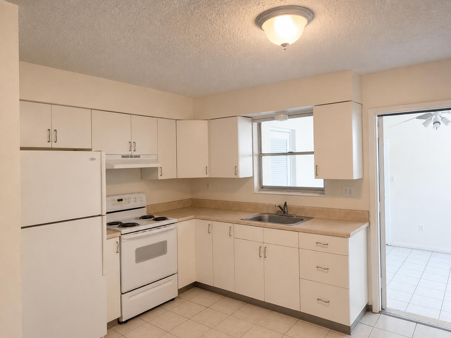 Front unit Kitchen
