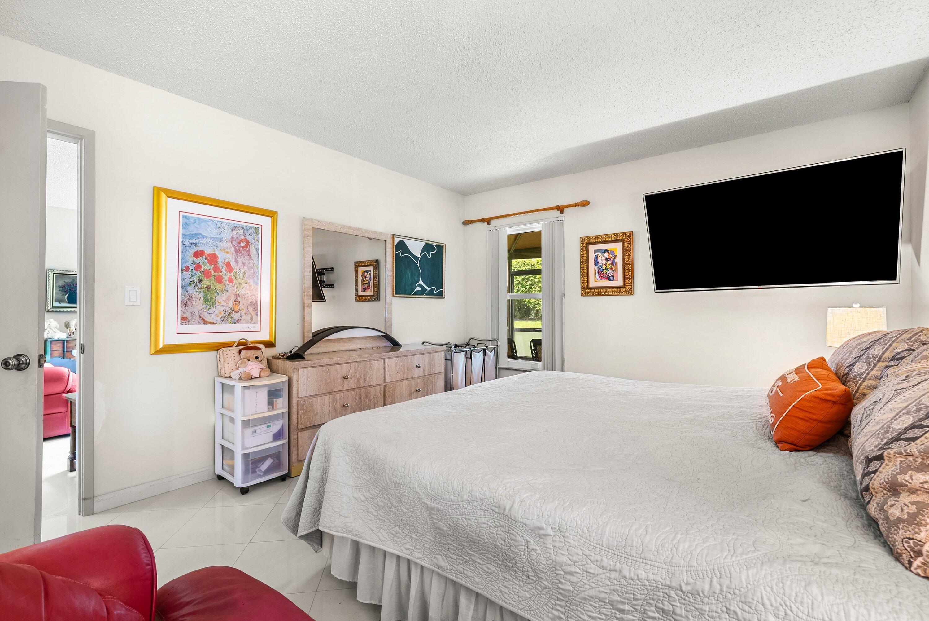 020-18881JolsonAvenue-1-BocaRaton-FL-334
