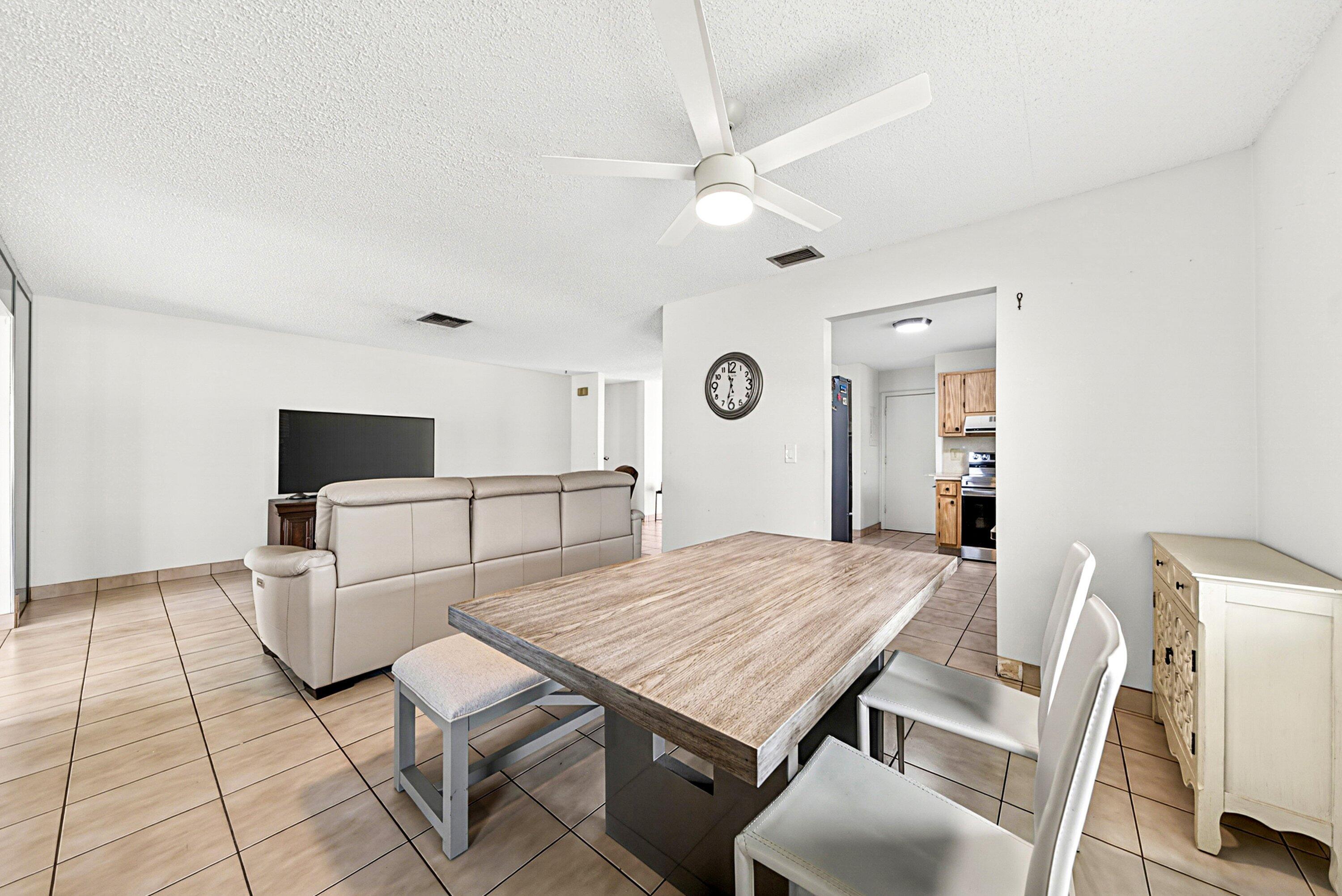 011-6061StanleyLane-DelrayBeach-FL-33484 011-6061StanleyLane-DelrayBeach-FL-33484