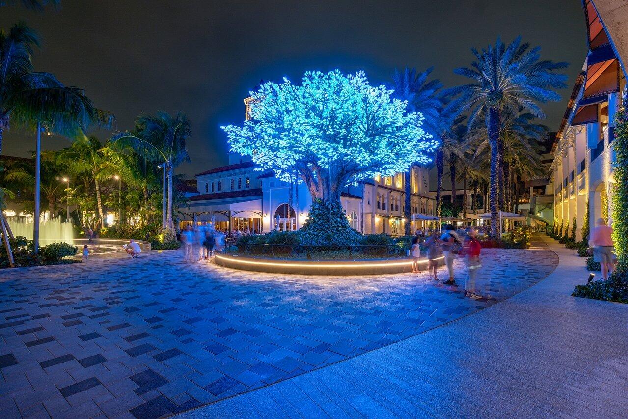 CityPlace Wishing Tree
