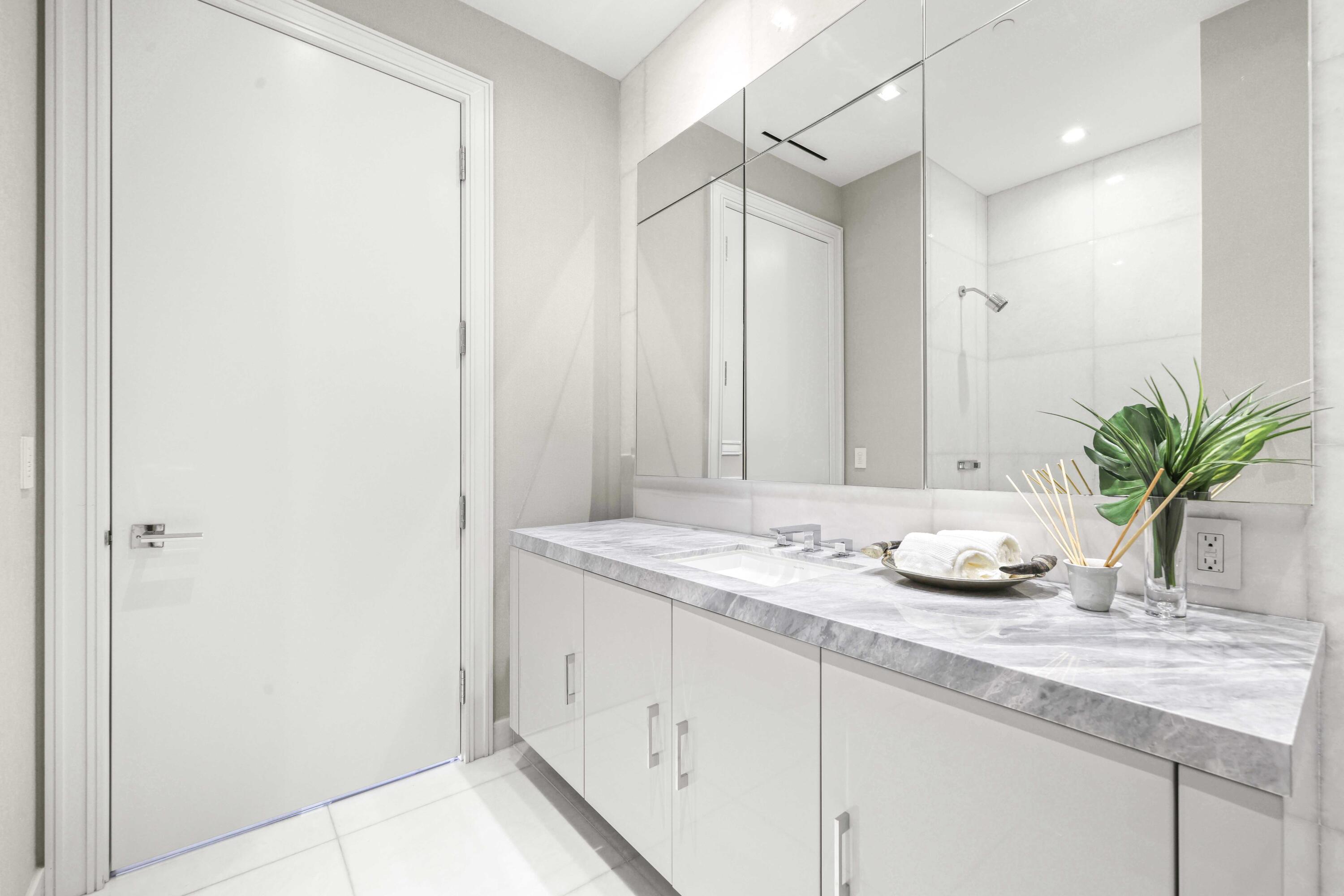 Guest Bathroom 1