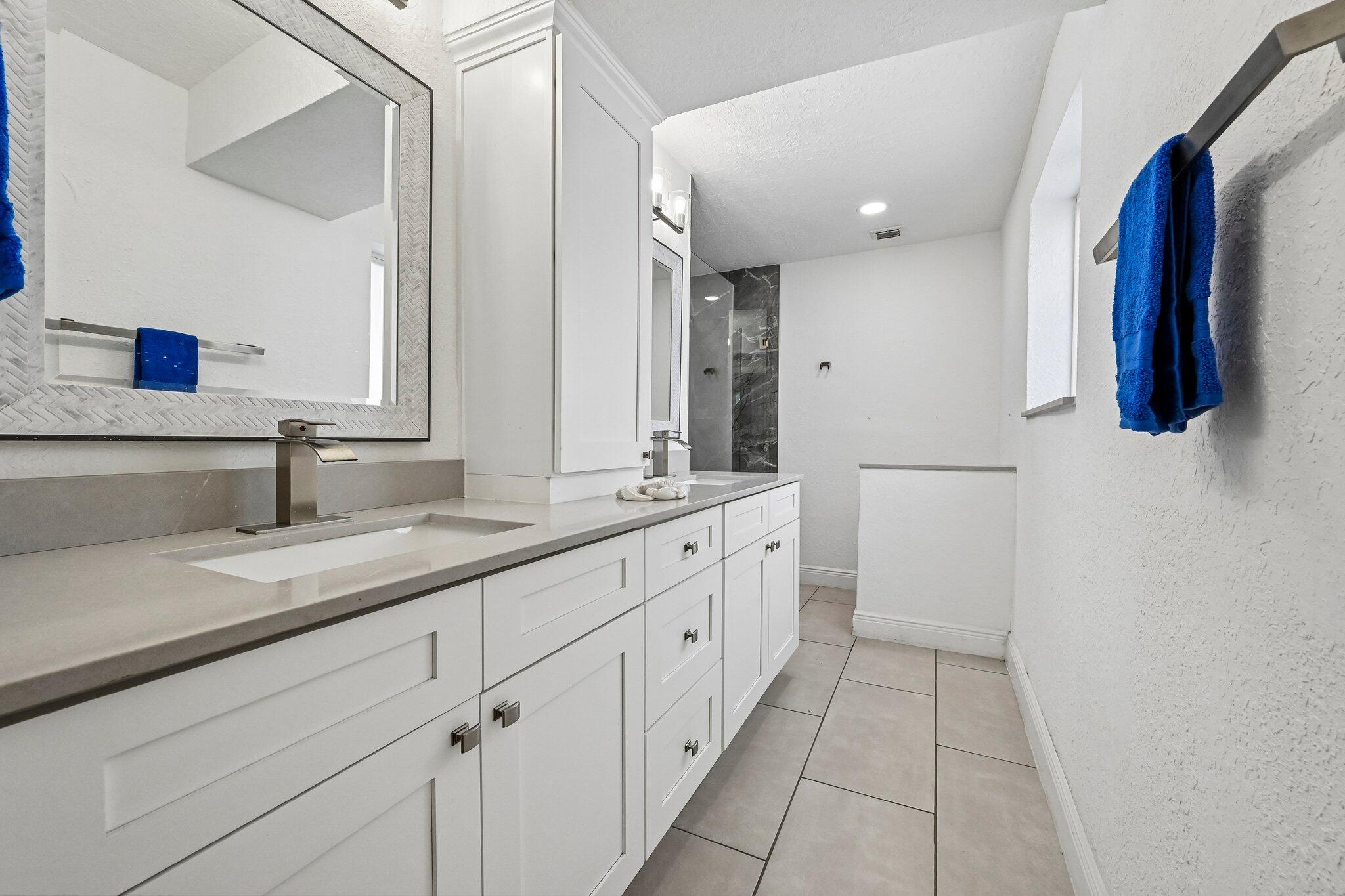 41-web-or-mls-NW 14th St-S2805-041