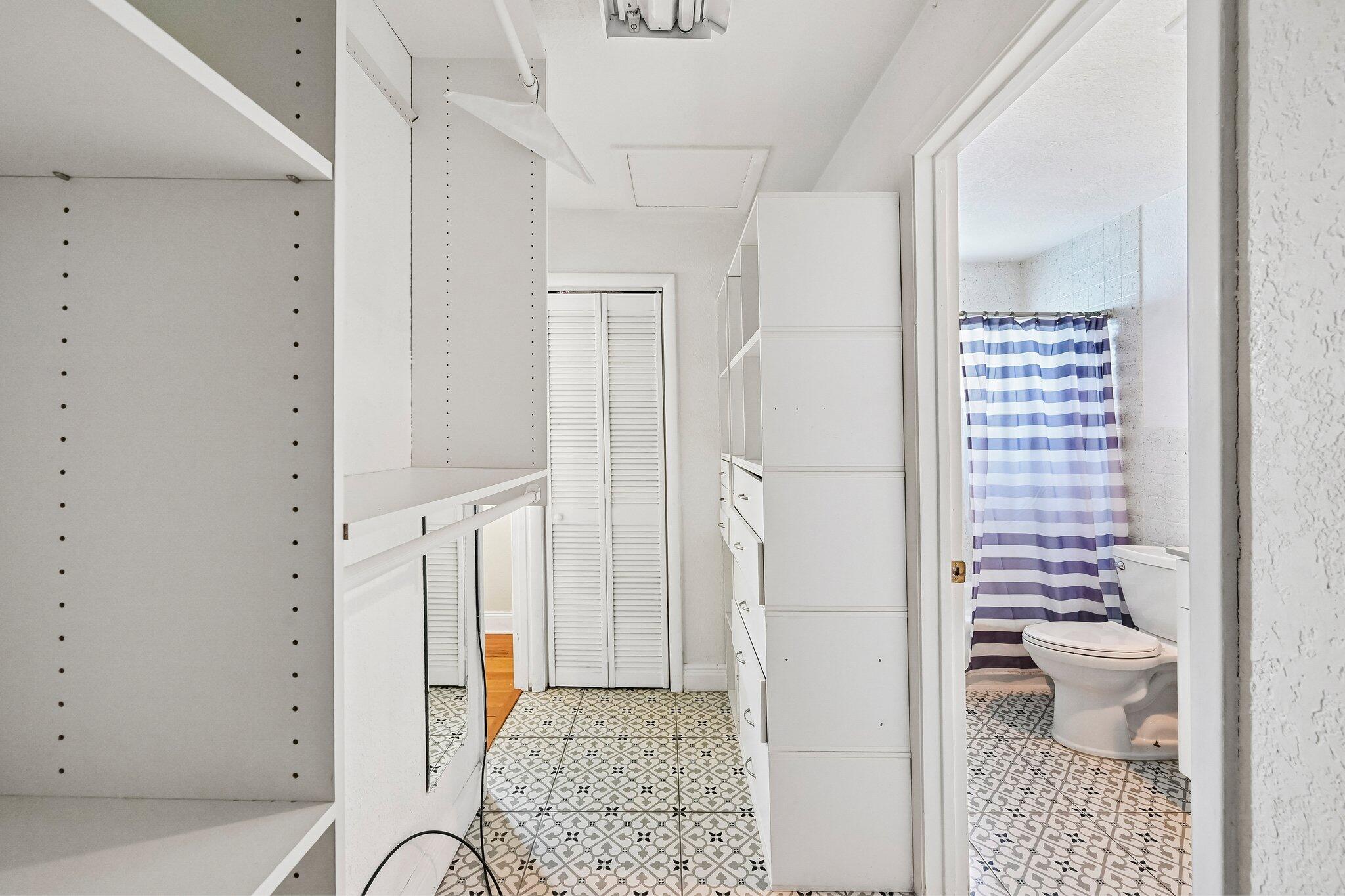 26-web-or-mls-NW 14th St-S2805-026