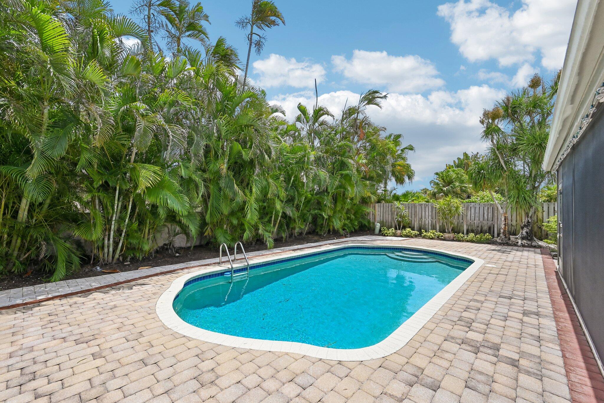 49-web-or-mls-NW 14th St-S2805-049