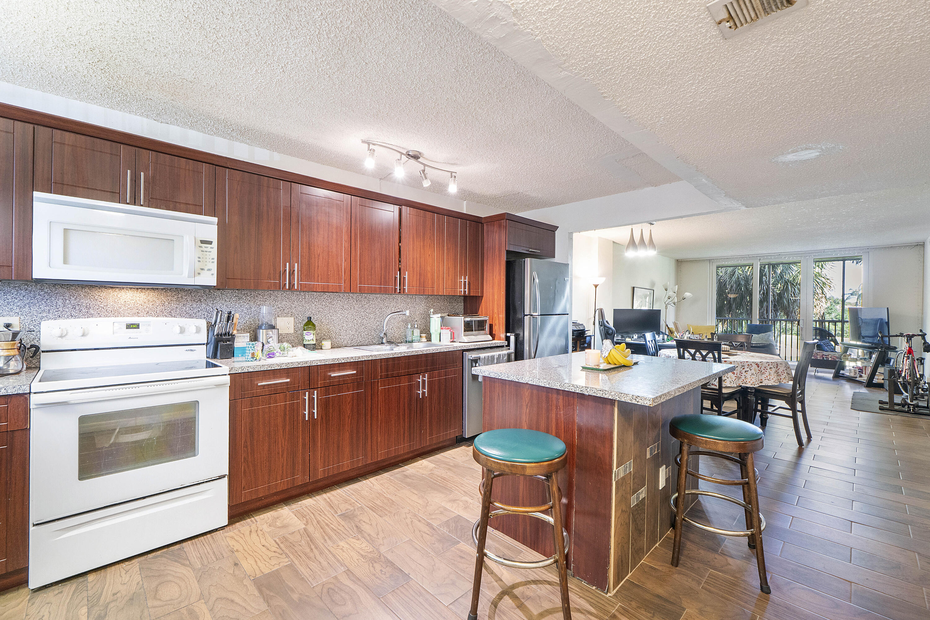 250 Jacaranda Dr u308_014 250 Jacaranda Dr u308_014