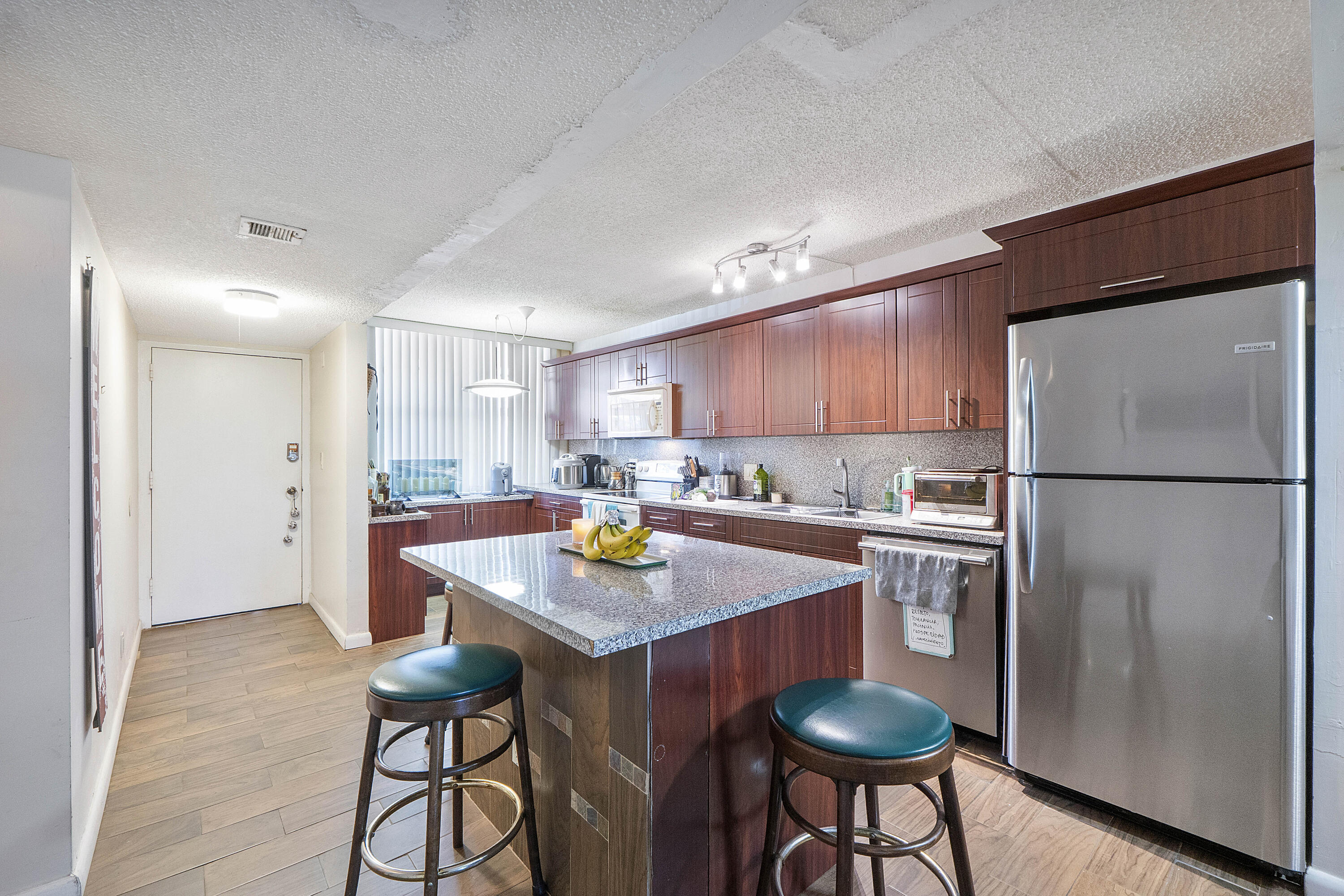 250 Jacaranda Dr u308_013 250 Jacaranda Dr u308_013