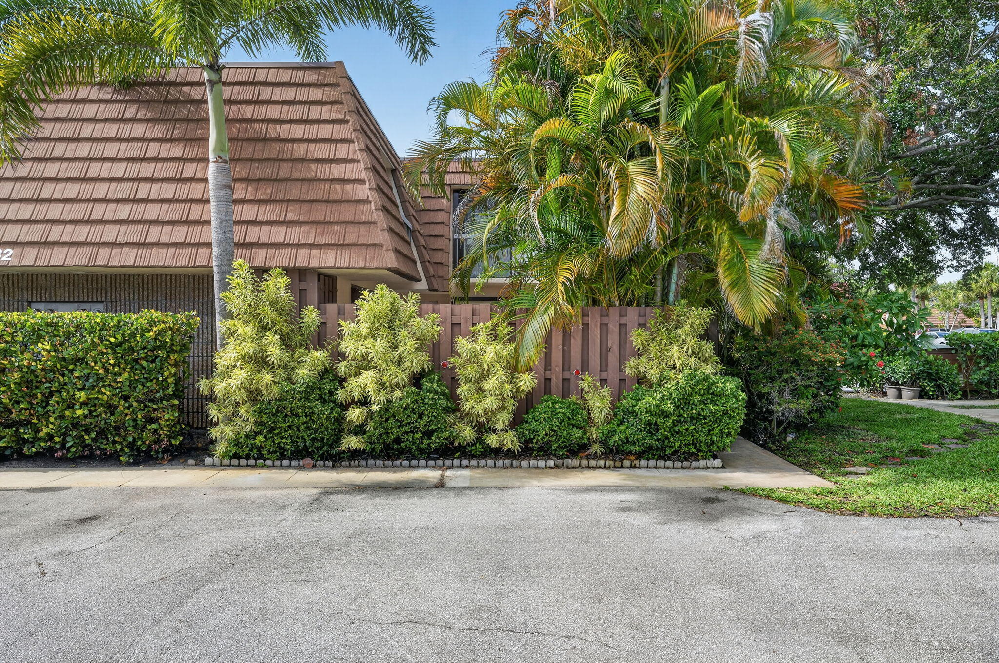 1-web-or-mls-_MLP6347 1-web-or-mls-_MLP6347