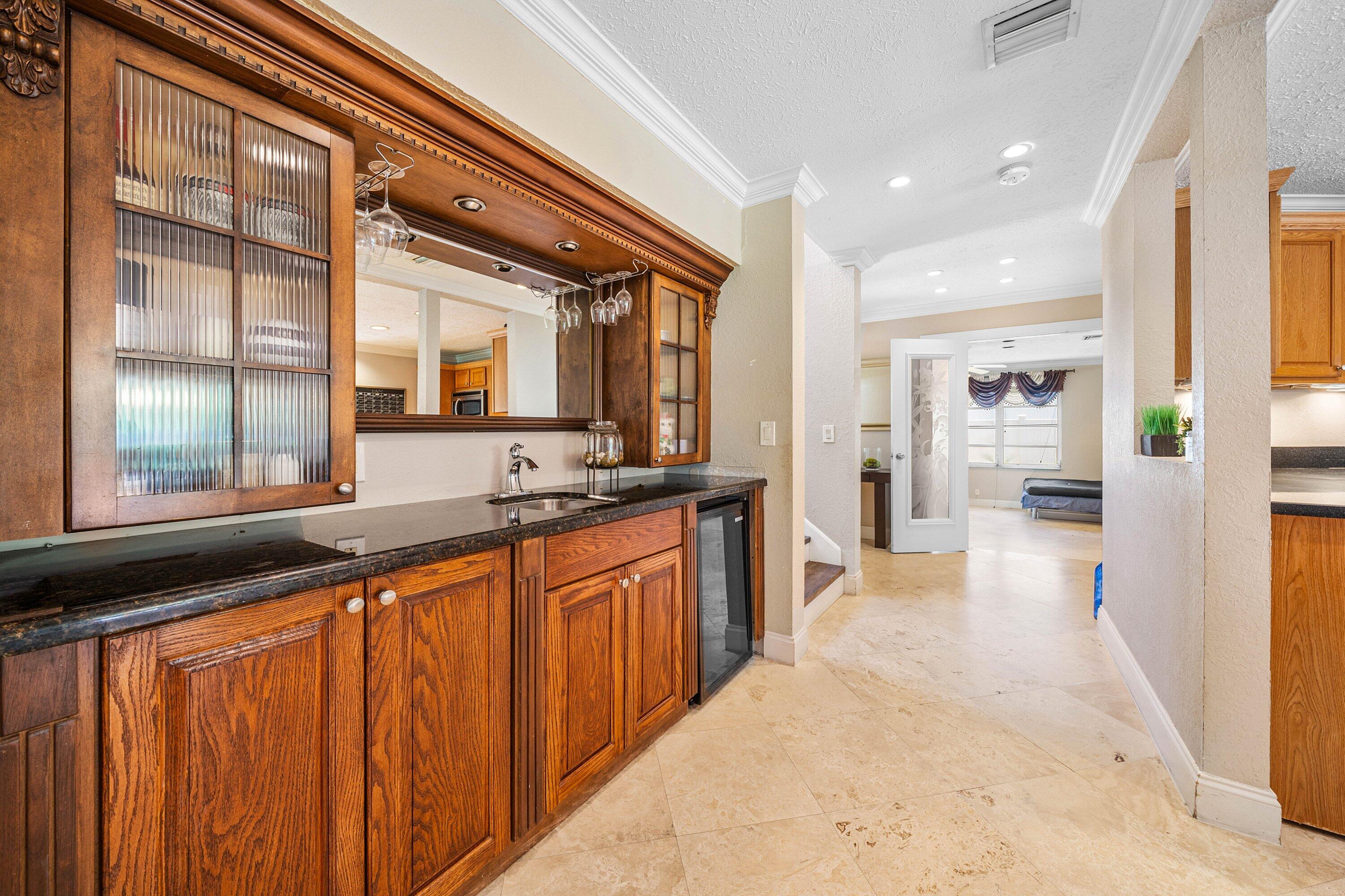 1560 SW 17th Street (19)