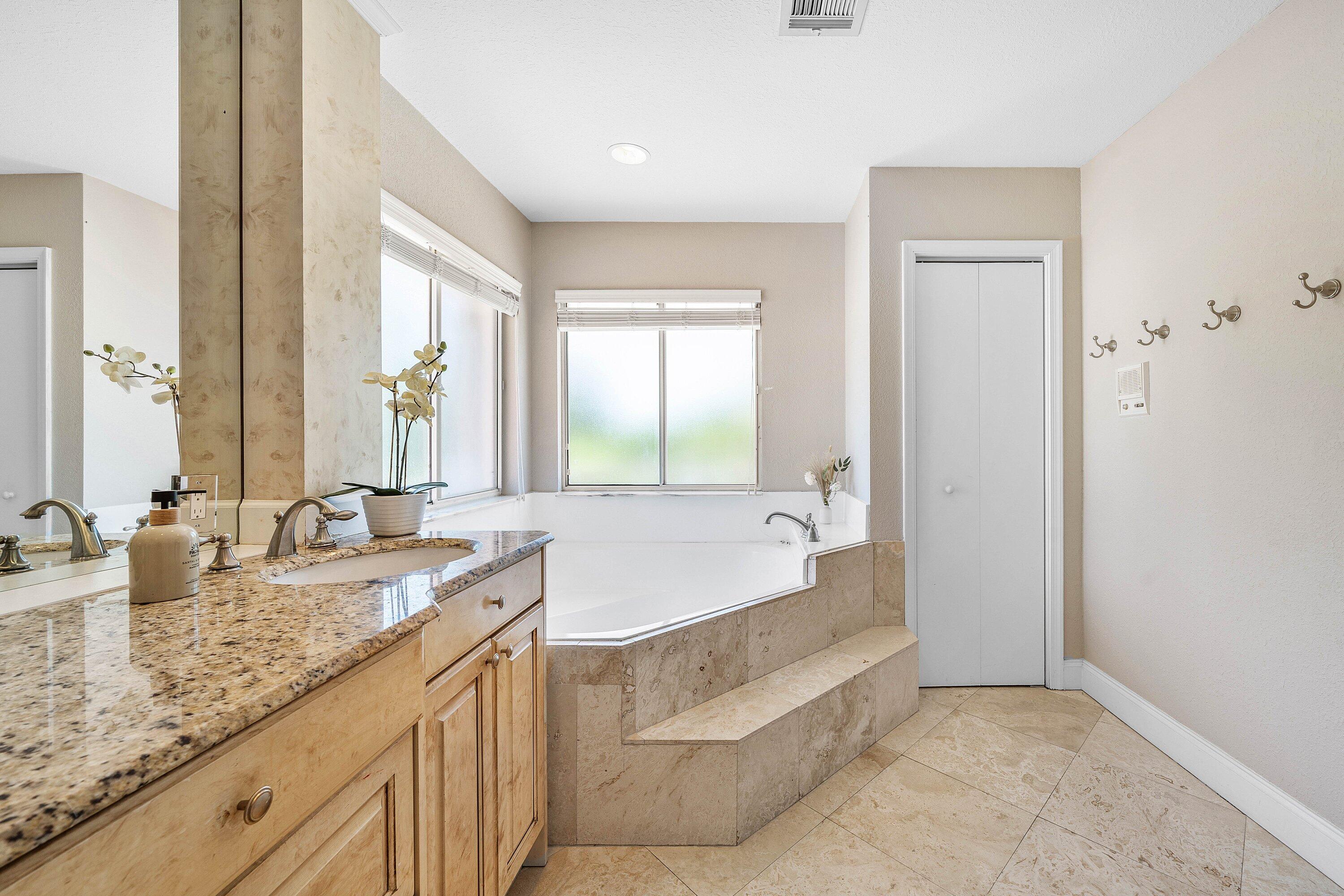 1560 SW 17th Street (42)