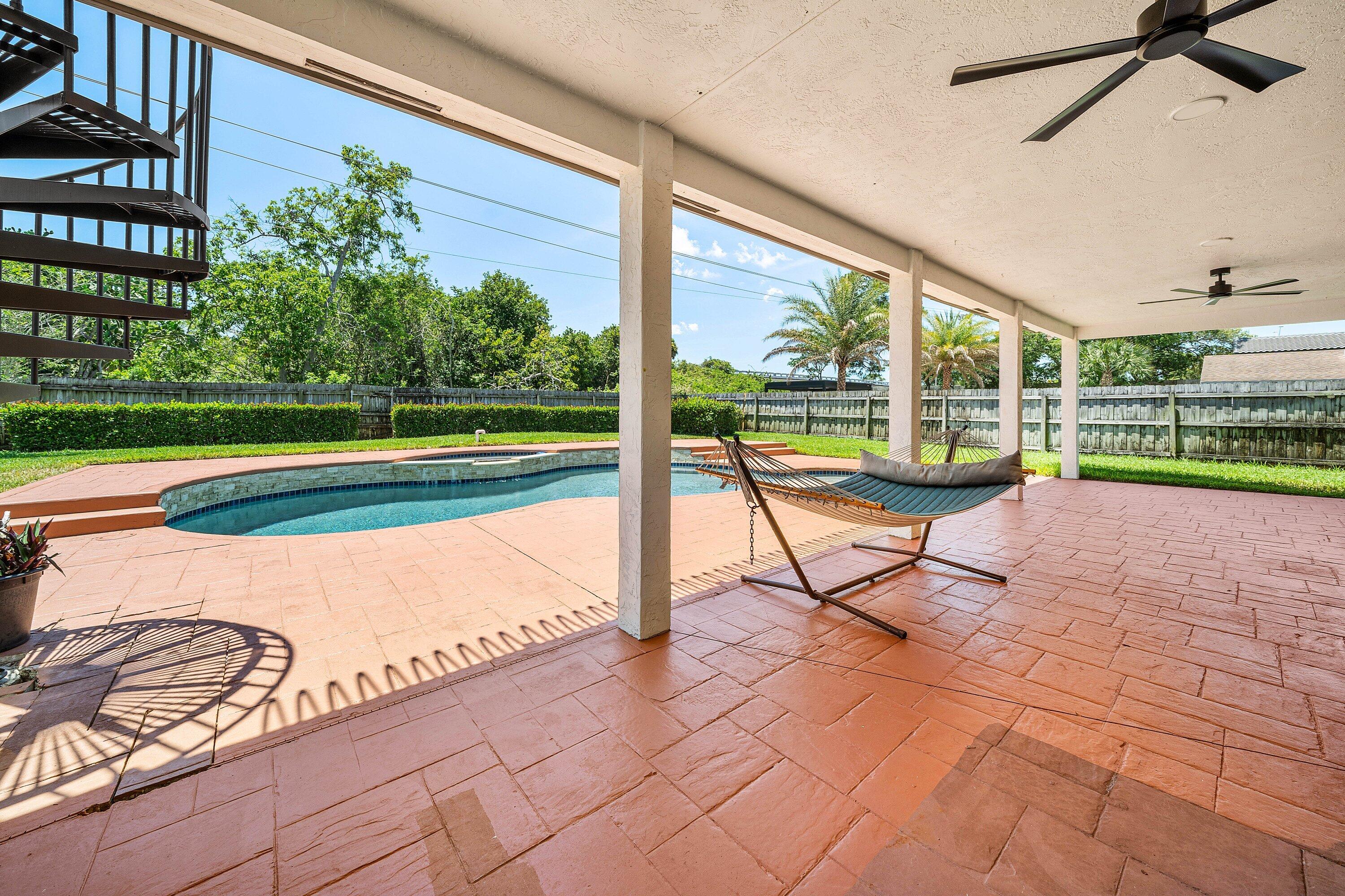 1560 SW 17th Street (51)
