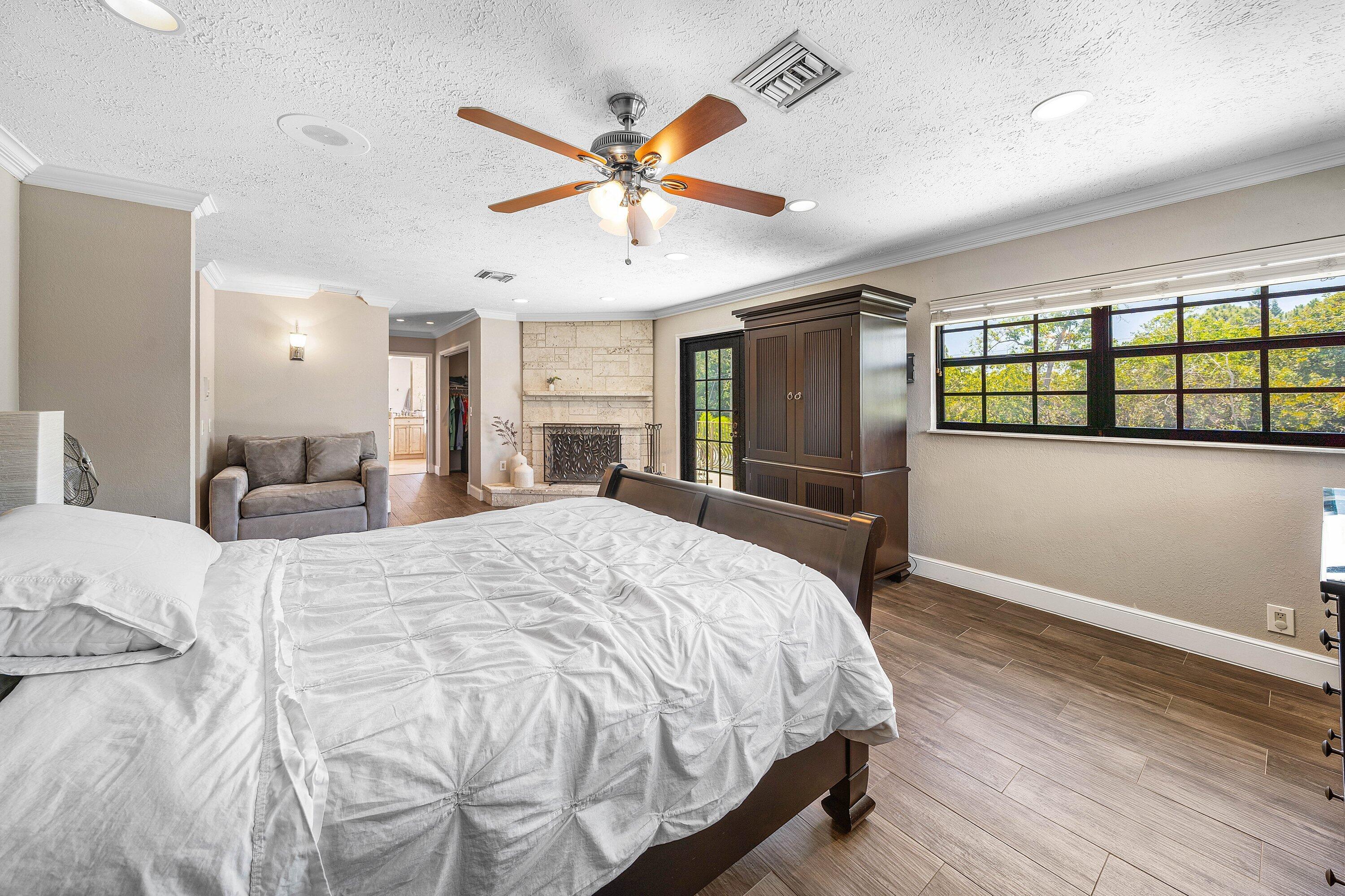 1560 SW 17th Street (37)