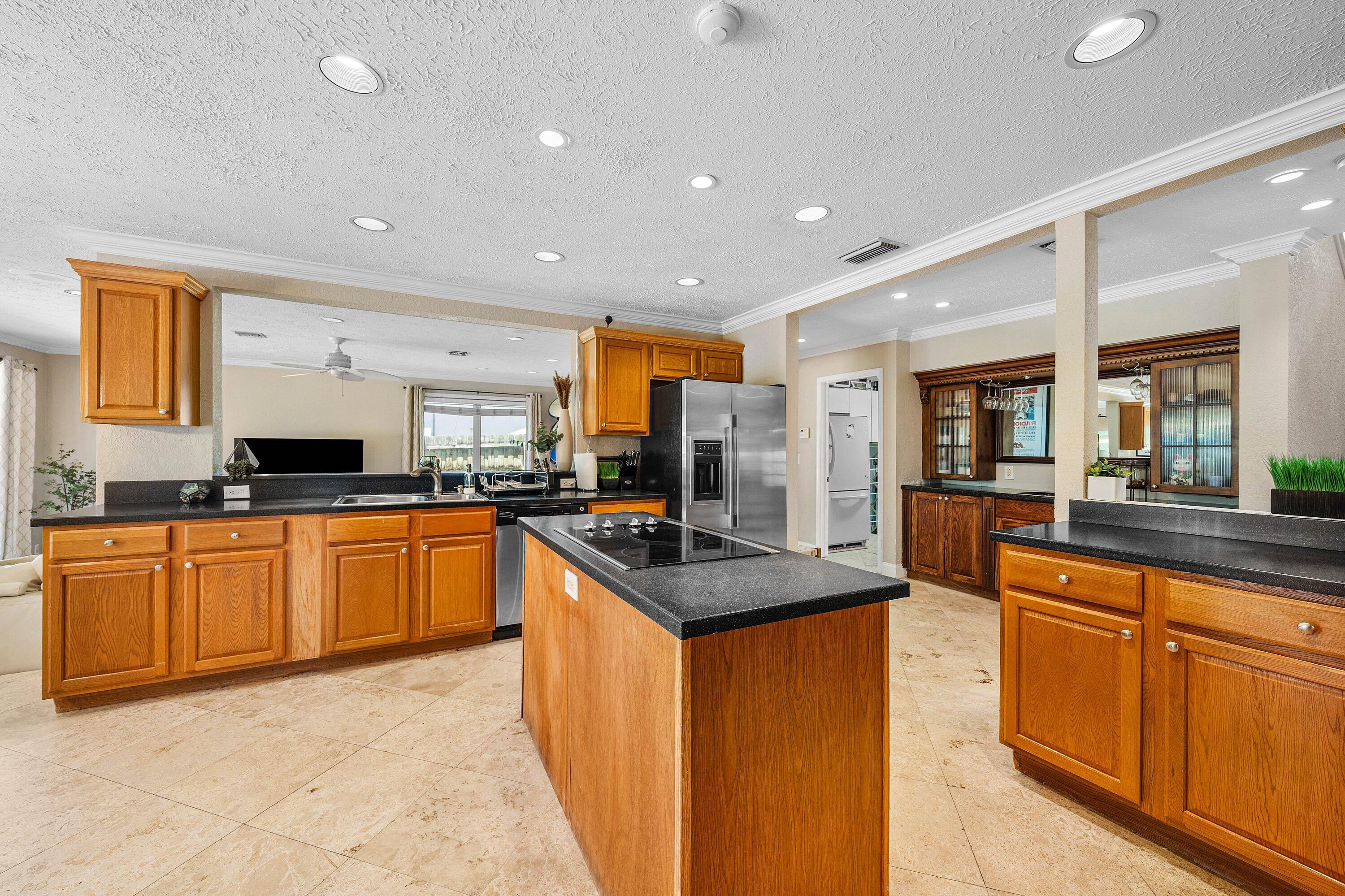 1560 SW 17th Street (11)