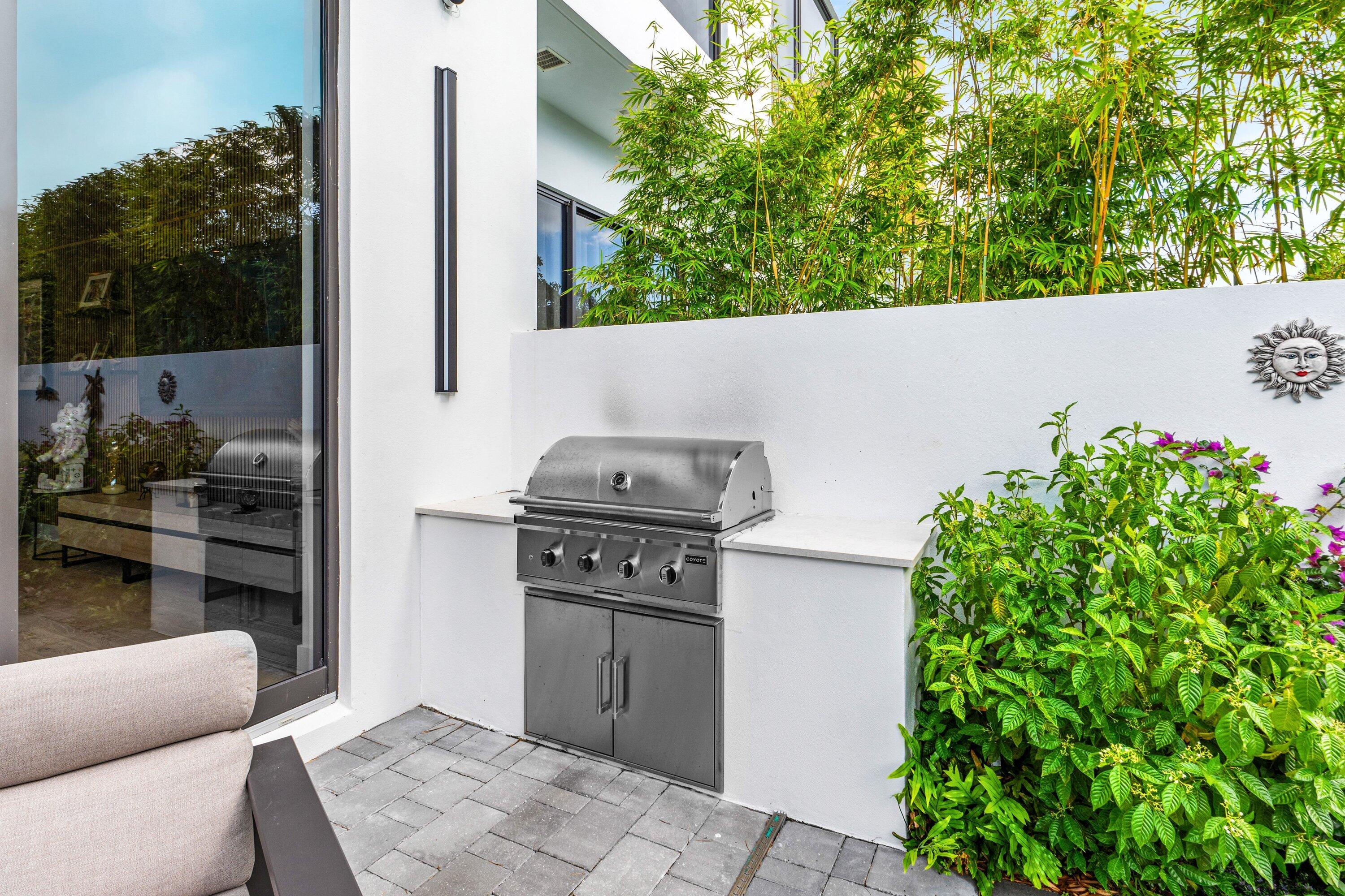 032-917Northeast8thAvenue-DelrayBeach-FL