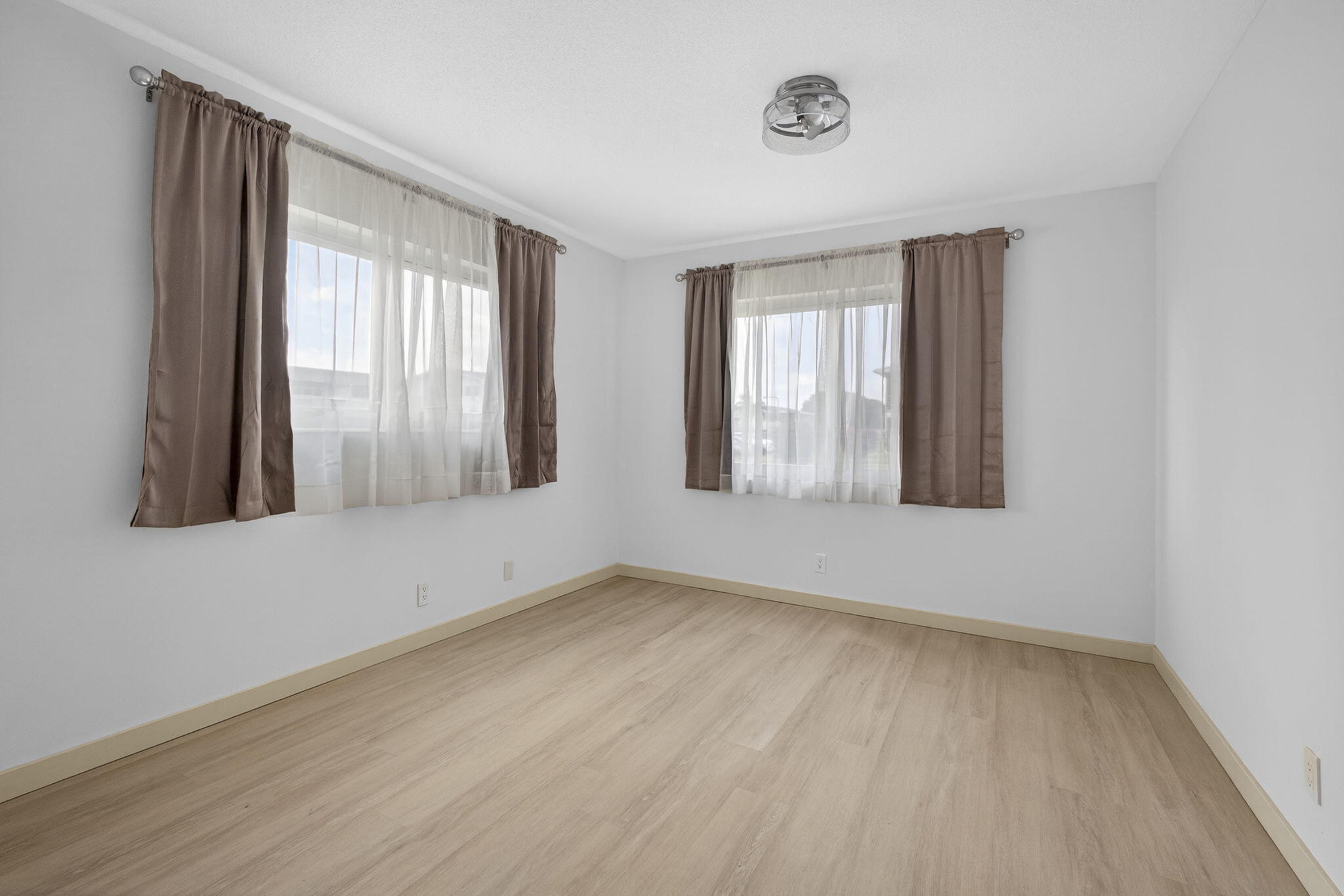 24-web-or-mls-BS1A4143