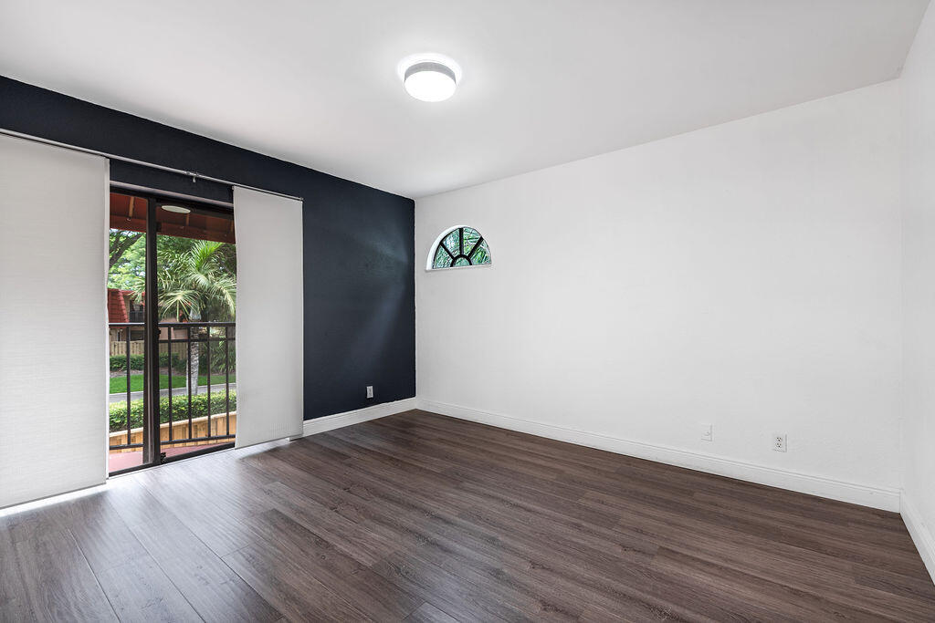 8050SevernDr.AptC.BocaRaton-20