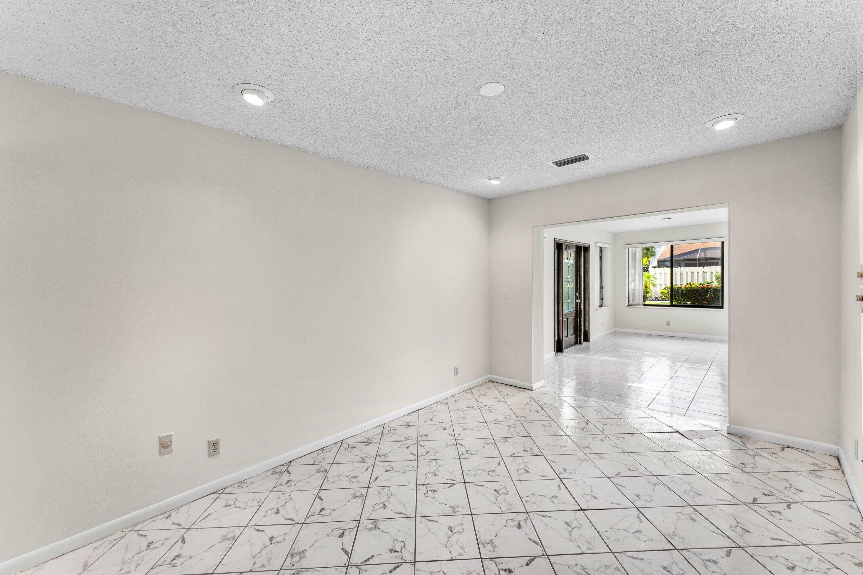 027-900Northwest30thAvenue-D-DelrayBeach