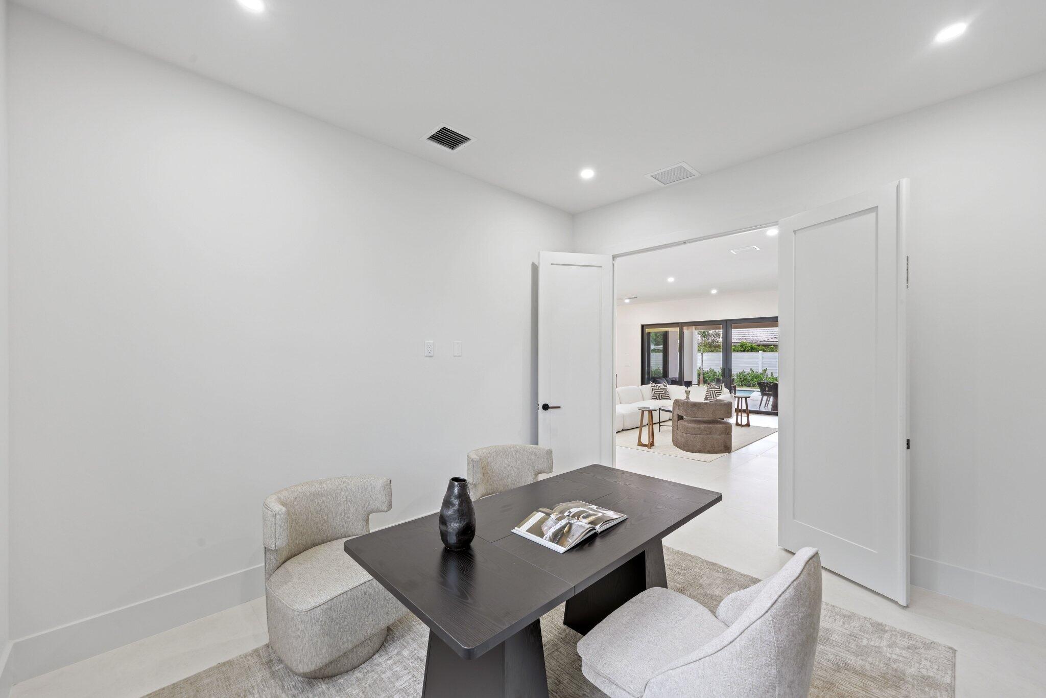 1160 Emerald Lane - 42.jpg-SMALL