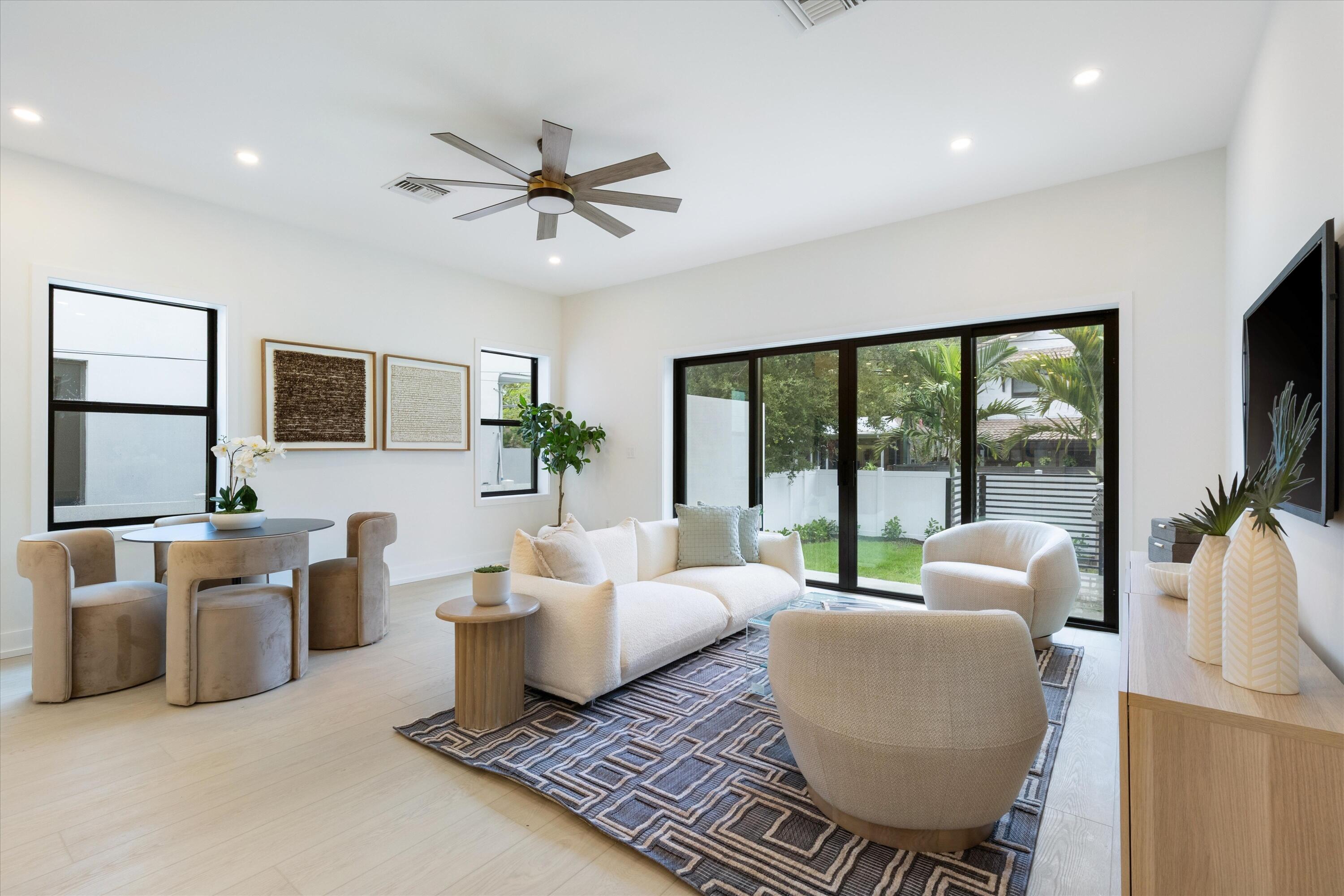 21-509 SW 11th Street Ft. Lauderdale, FL