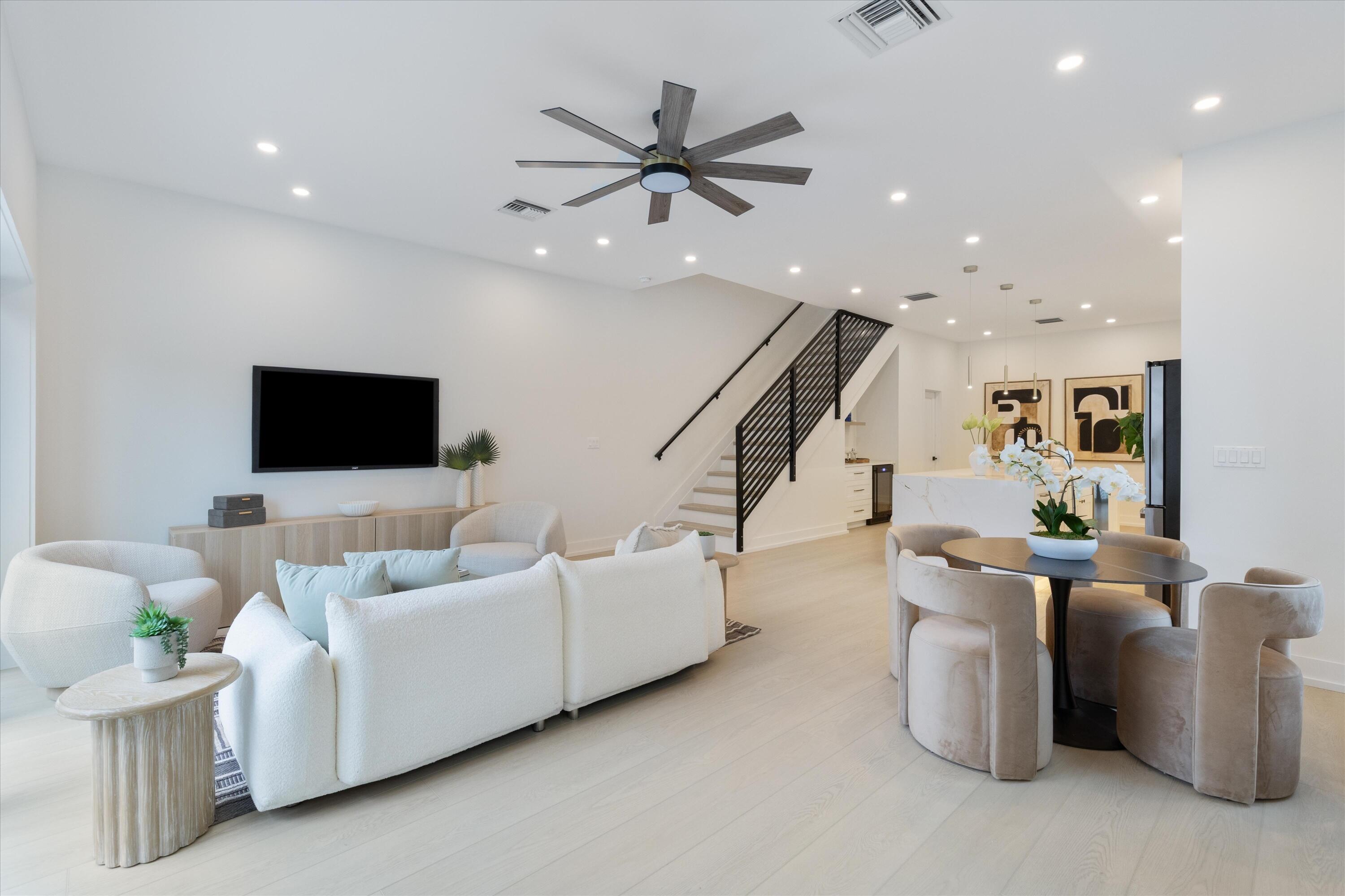 19-509 SW 11th Street Ft. Lauderdale, FL 19-509 SW 11th Street Ft. Lauderdale, FL