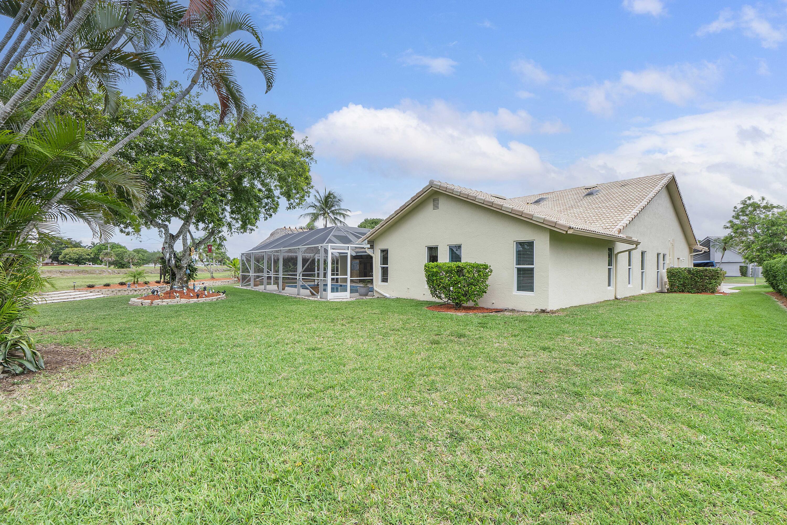 11240 SW 1st St_015