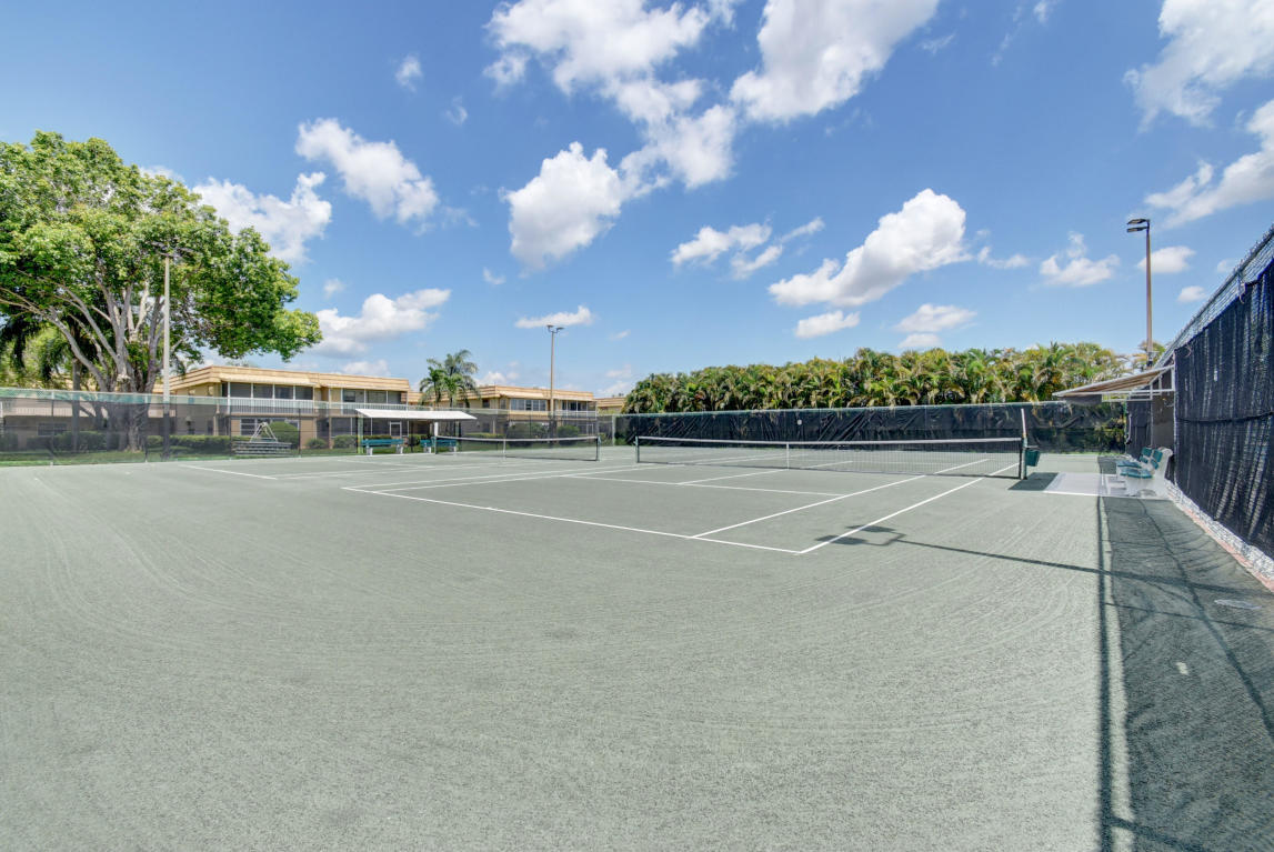 tenis court